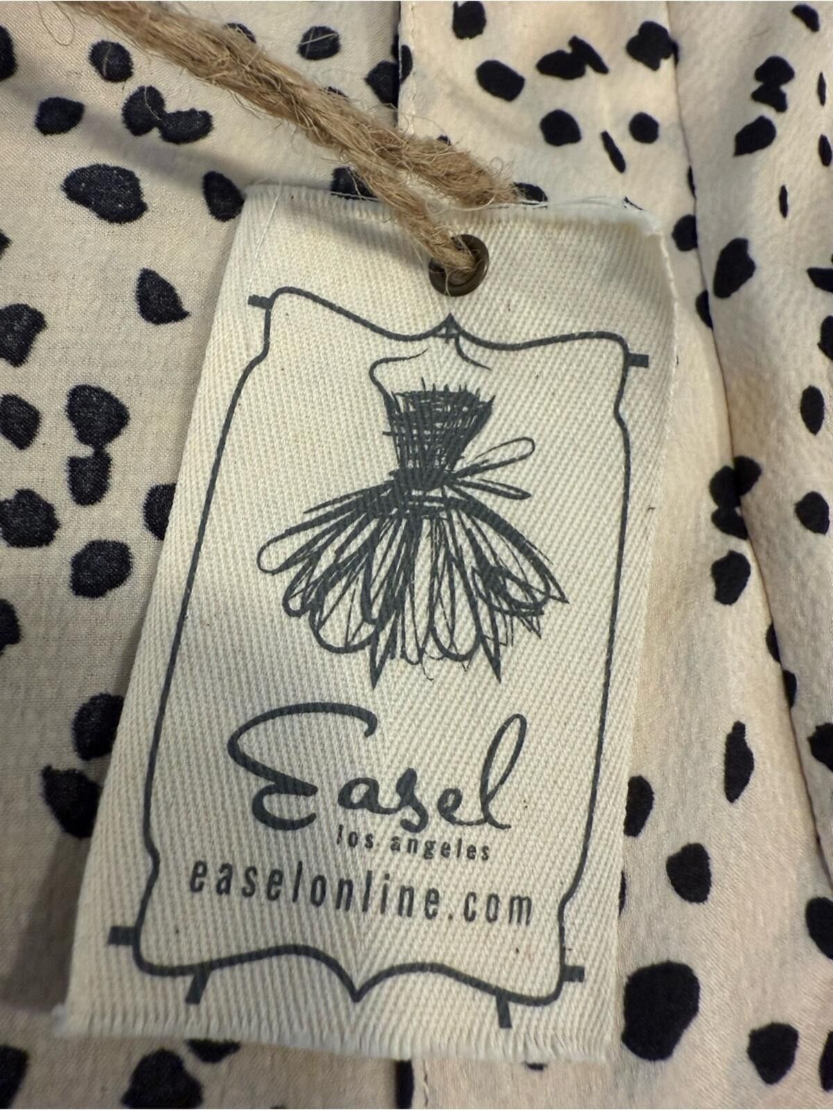 Eastland Easel cream & black polka dot top V neck rufuffles SZ LG Size L / US 10 / IT 46 - 5 Thumbnail