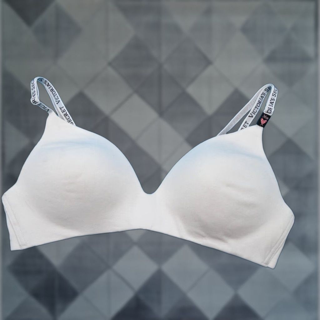 Victorias Secret 36B Wear Everywhere Wireless Push Up Bra White Lingerie New, Women's