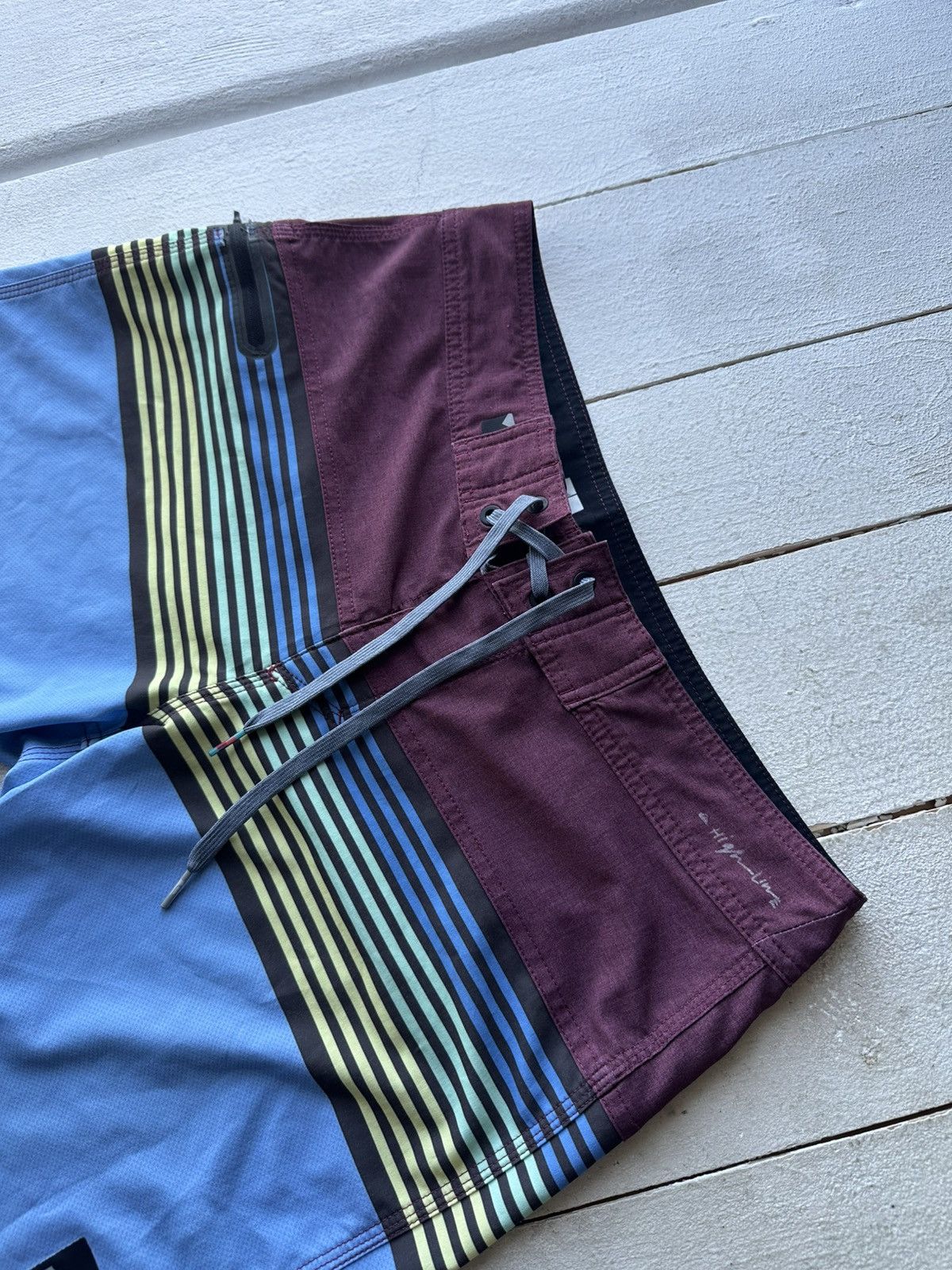 Quiksilver 🚨Vintage Quiksilver Shorts Big Logo Y2K Style 90s Surfing Size US 32 / EU 48 - 2 Thumbnail