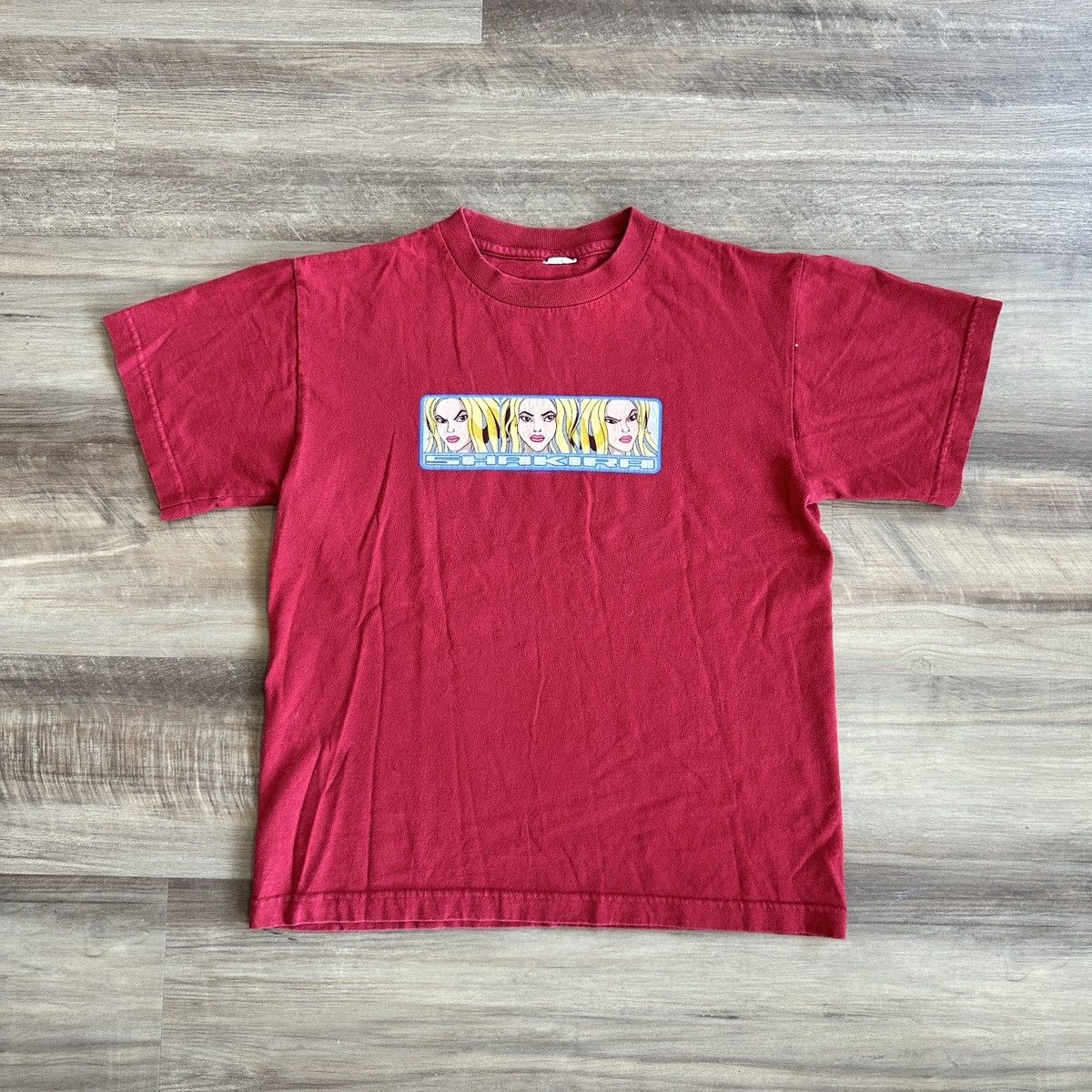 Band Tees × Vintage Vintage Shakira Anime T-Shirt Size S Size US S / EU 44-46 / 1 - 1 Thumbnail