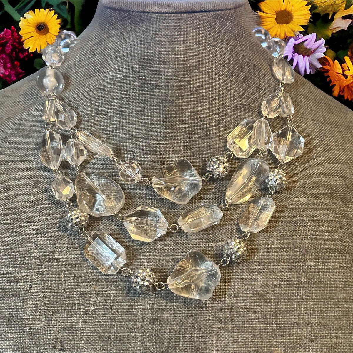 Other Chunky clear bead layered statement necklace and earrings Size ONE SIZE - 1 Thumbnail