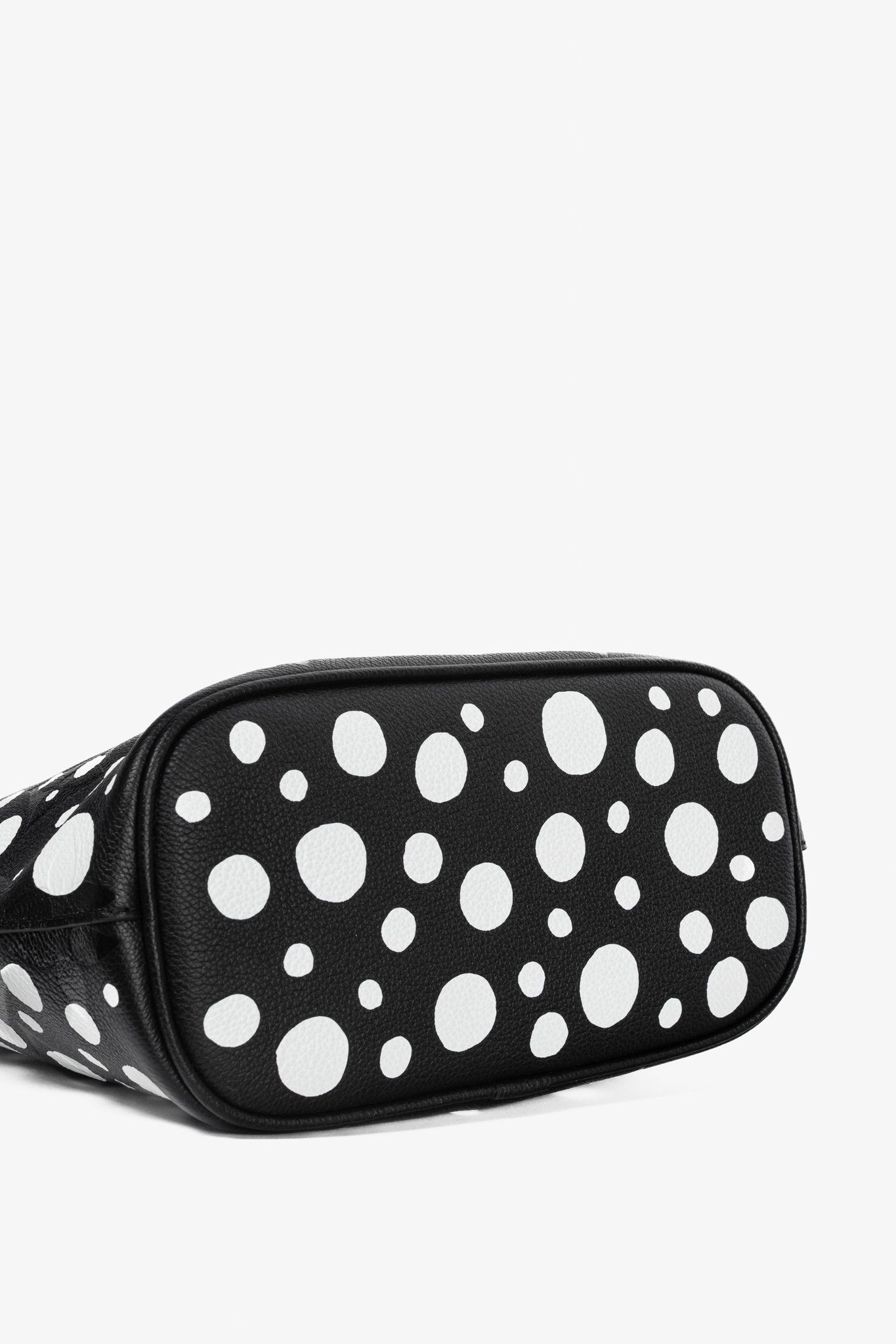 Louis Vuitton × Yayoi Kusama Louis Vuitton Marshmallow PM Infinity Dots Bag Size ONE SIZE - 5 Thumbnail
