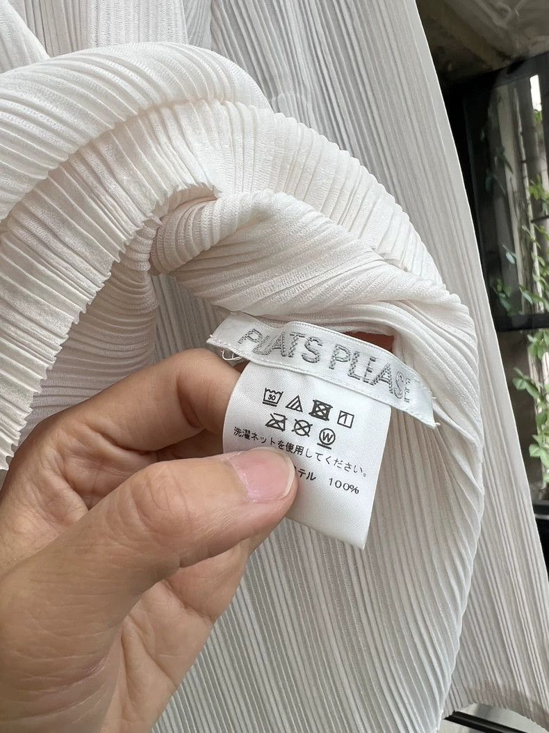 Issey Miyake issey miyake size:one size A long-sleeved white T-shirt wi Size XS / US 0-2 / IT 36-38 - 3 Thumbnail