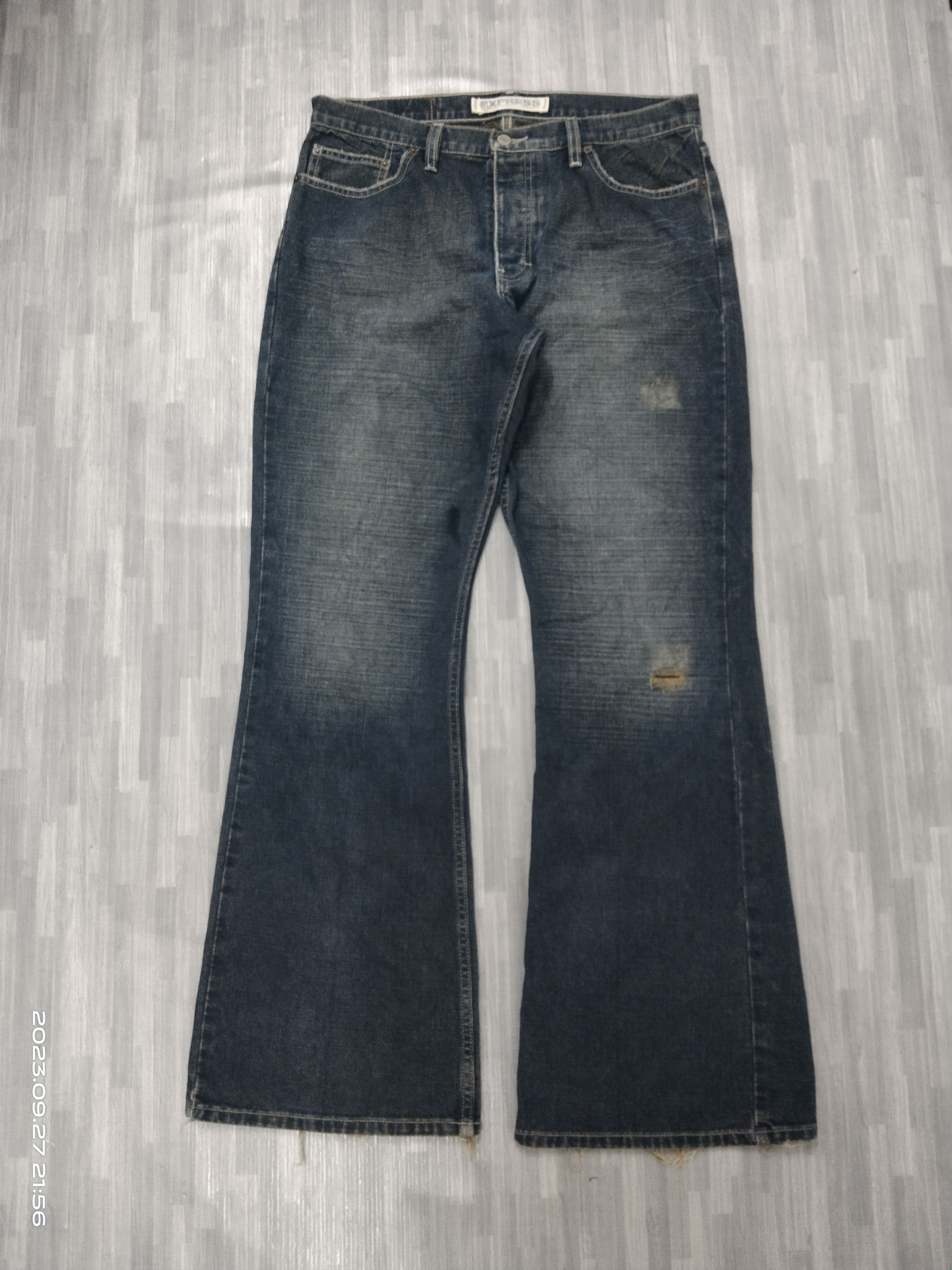 Japanese Brand FLARE SICK RIPED EXPRESS DENIM PANTS Size US 34 / EU 50 - 2 Thumbnail