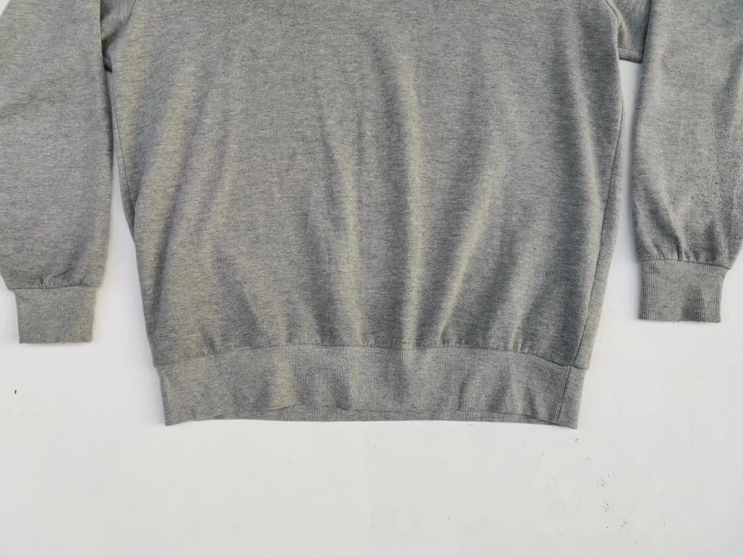 Lotto Sport Vintage!!! Lotto Italian Sport Design Small Logo Sweatshirt Size US L / EU 52-54 / 3 - 7 Thumbnail