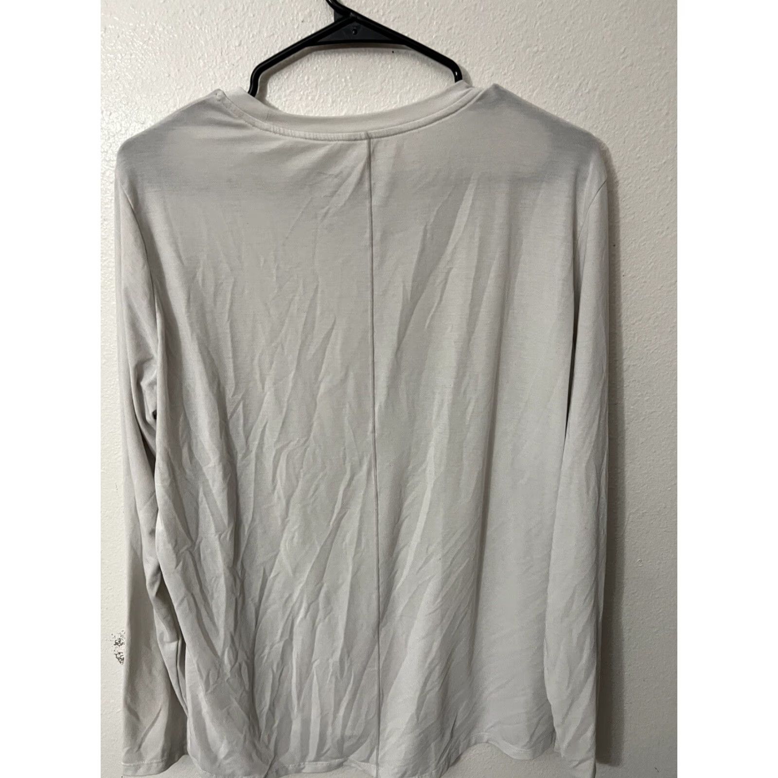 Nike Nike One Luxe Dri-FIT long sleeve standard fit top Women XL White Nike DD0620 NXS? Size XL / US 12-14 / IT 48-50 - 3 Thumbnail