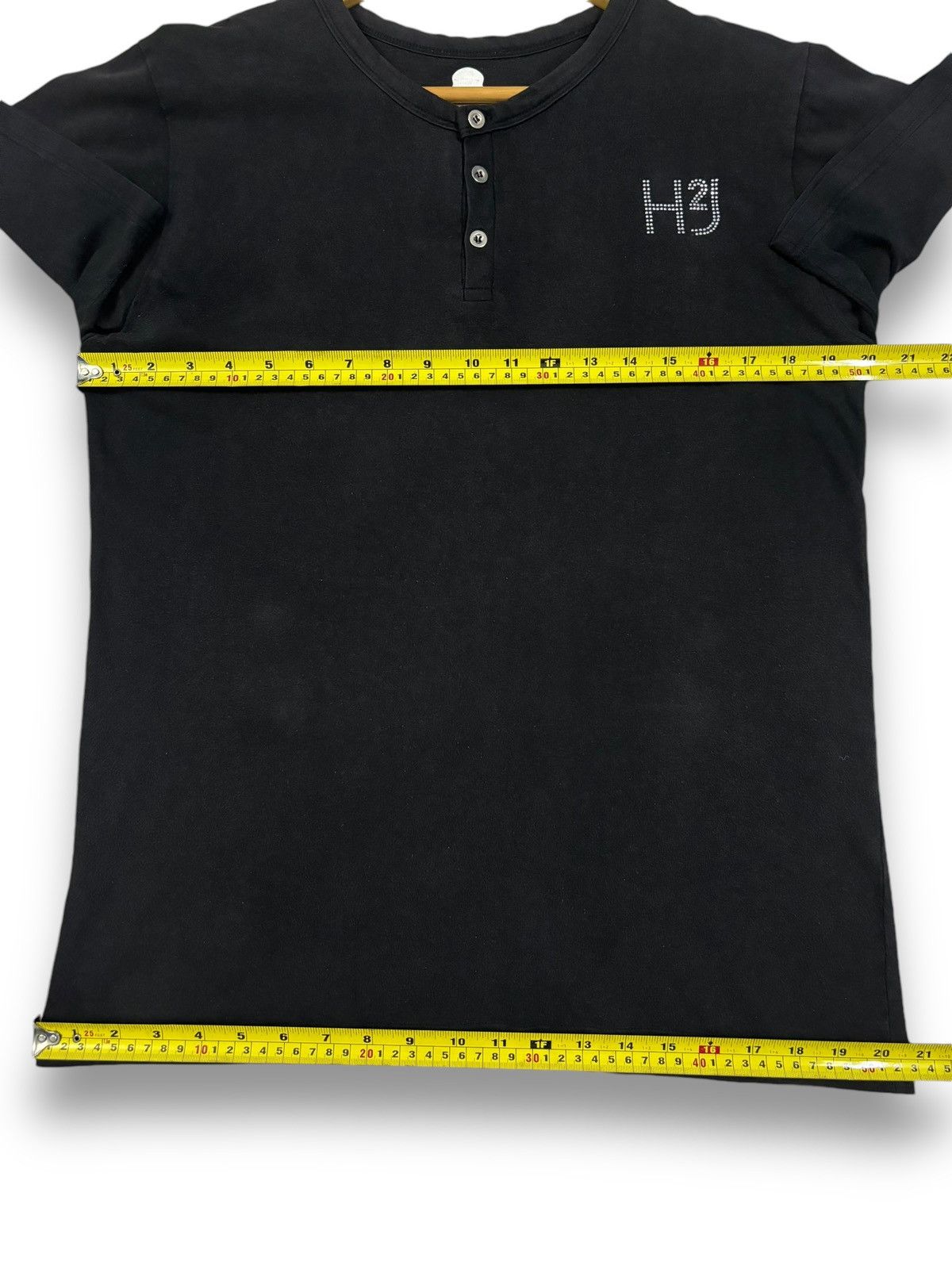 HYDROGEN Vintage Hydrogen H2J SunFaded Skull Swarovski Punk T-shirt Size US S / EU 44-46 / 1 - 13 Thumbnail