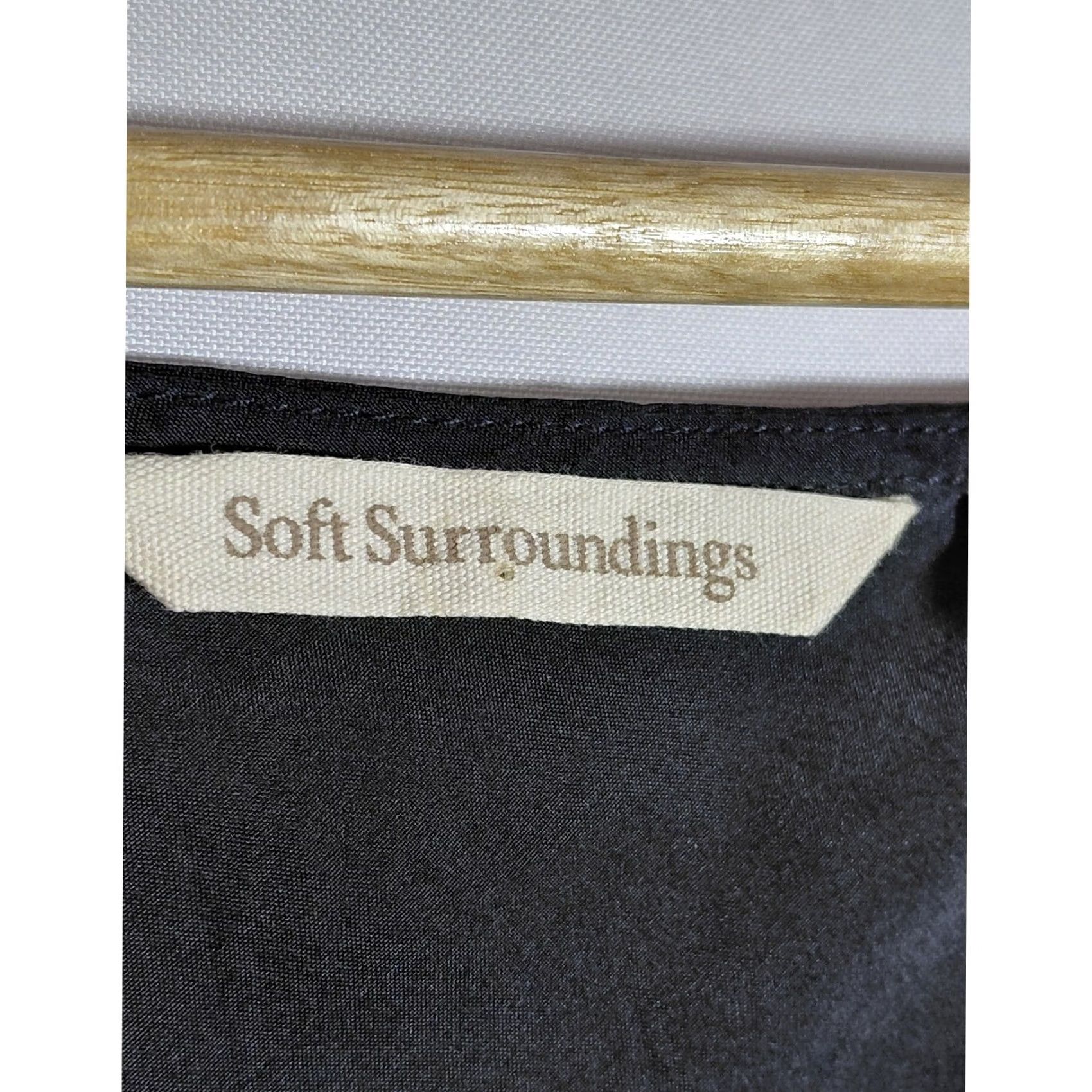 Soft Surroundings Soft Surroundings Top Womens L Gray Sleeveless Solid Rayon Blend Women Size Size L / US 10 / IT 46 - 6 Thumbnail