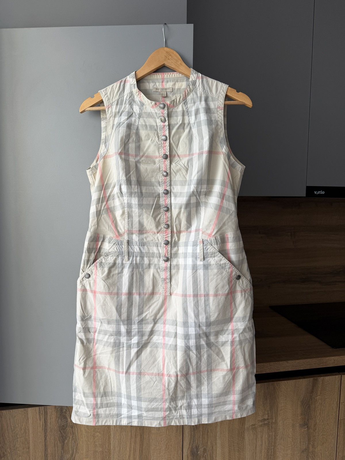 Burberry Burberry Brit Beige Nova Check Midi Dress Size M / US 6-8 / IT 42-44 - 1 Thumbnail