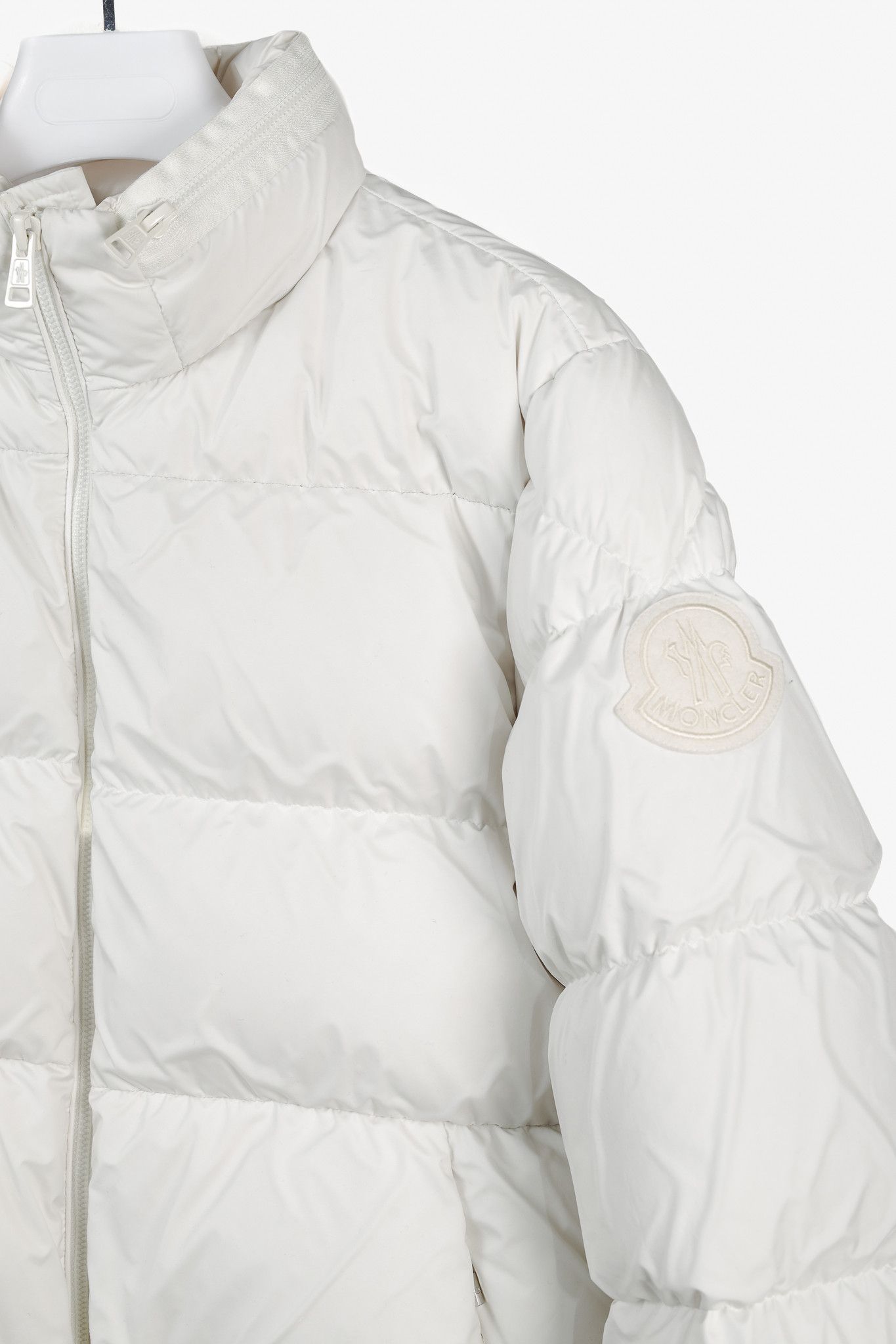 Moncler Moncler Genius Akishima White Quilted Down Jacket Size US M / EU 48-50 / 2 - 5 Thumbnail