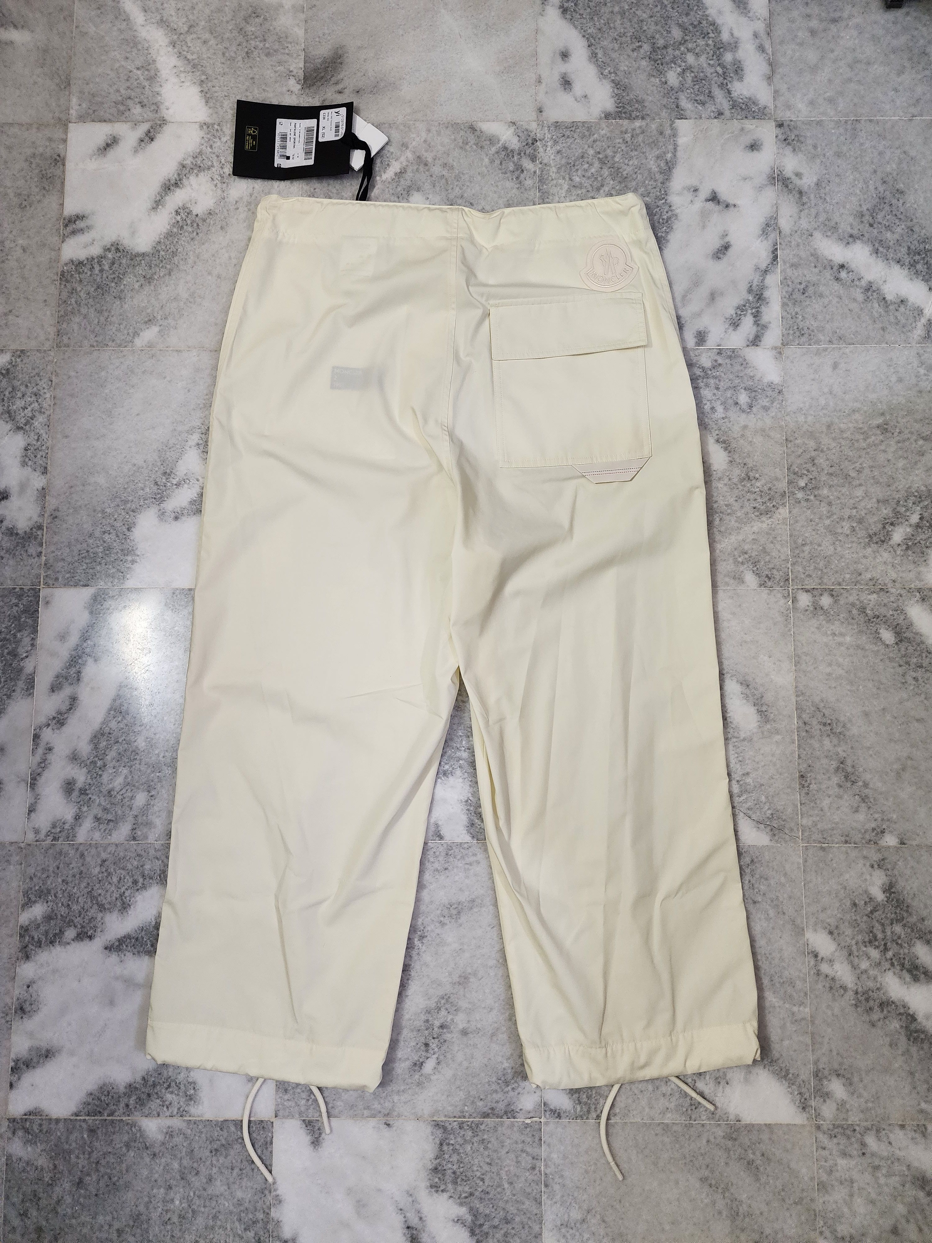 Moncler 2 Moncler 1952 Jogging Pants Size US 36 / EU 52 - 2 Thumbnail
