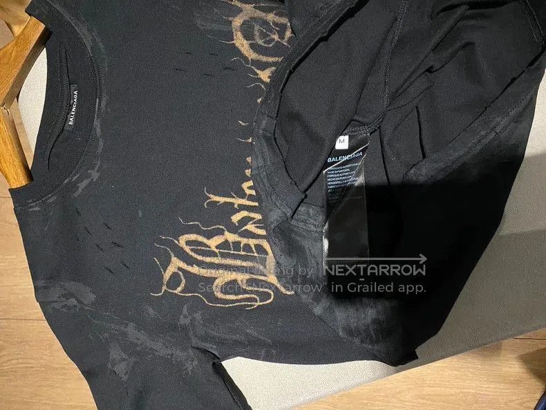 Balenciaga Balenciaga 23FW Distressed Letter Short Sleeve T-shirt. Size US M / EU 48-50 / 2 - 4 Thumbnail