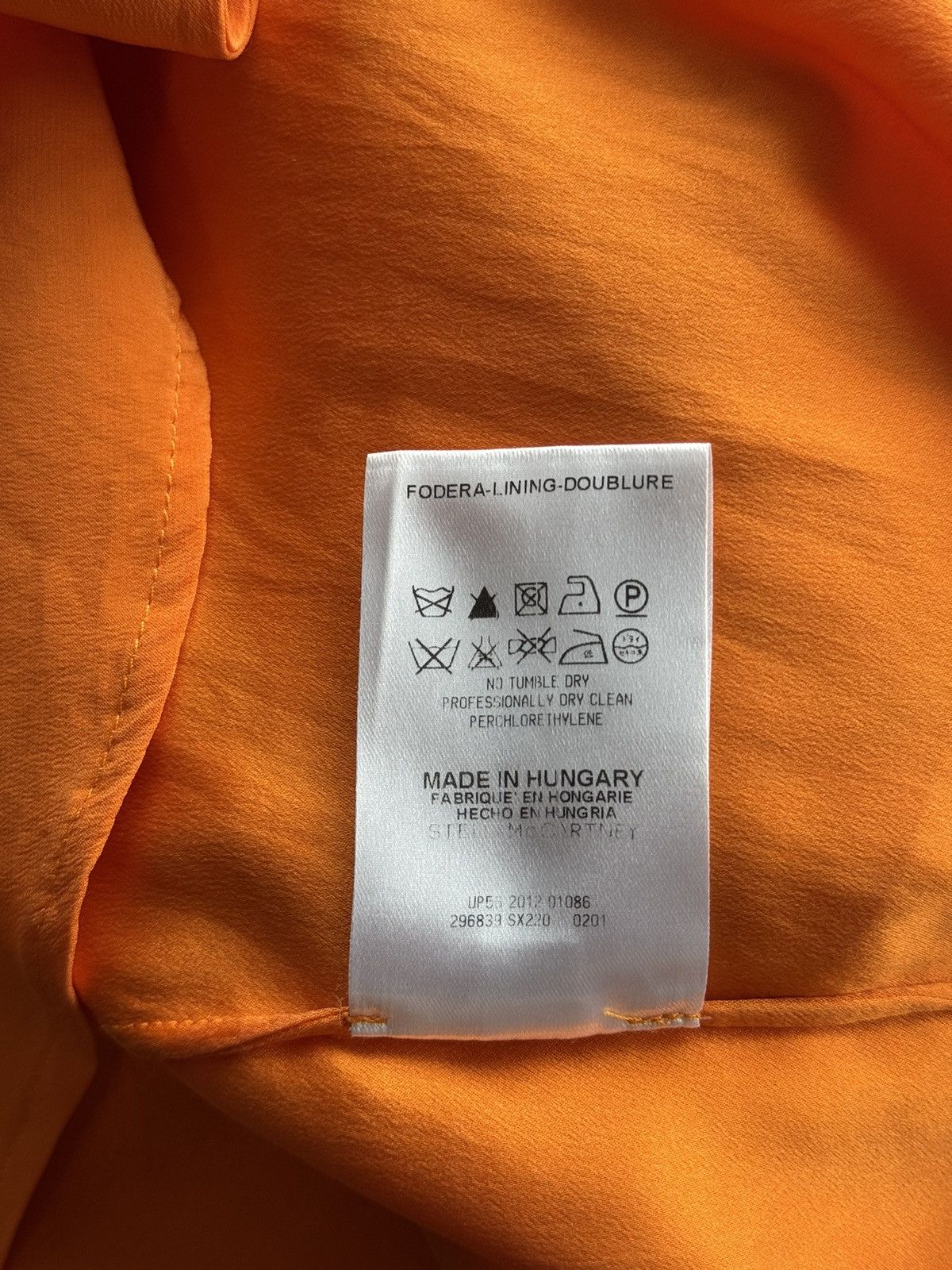 Stella McCartney Stella McCartney 100% silk orange blouse shirt Size M / US 6-8 / IT 42-44 - 7 Thumbnail