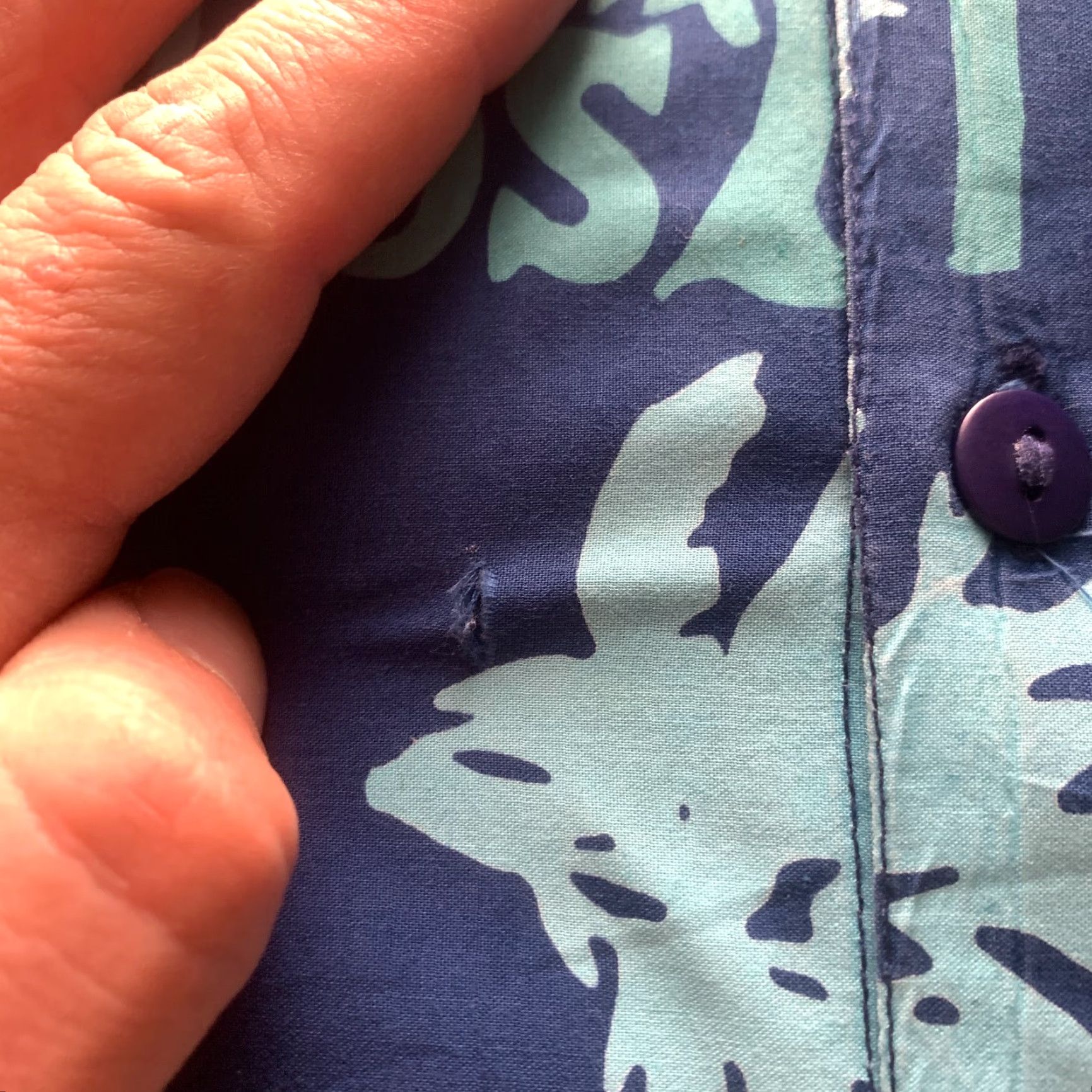 Vintage VINTAGE Rum Reggae Shirt Men’s Large Blue Hawaiian Button-Up Short Sleeve Collared Beach Aloha 90s Mens Size US L / EU 52-54 / 3 - 7 Thumbnail