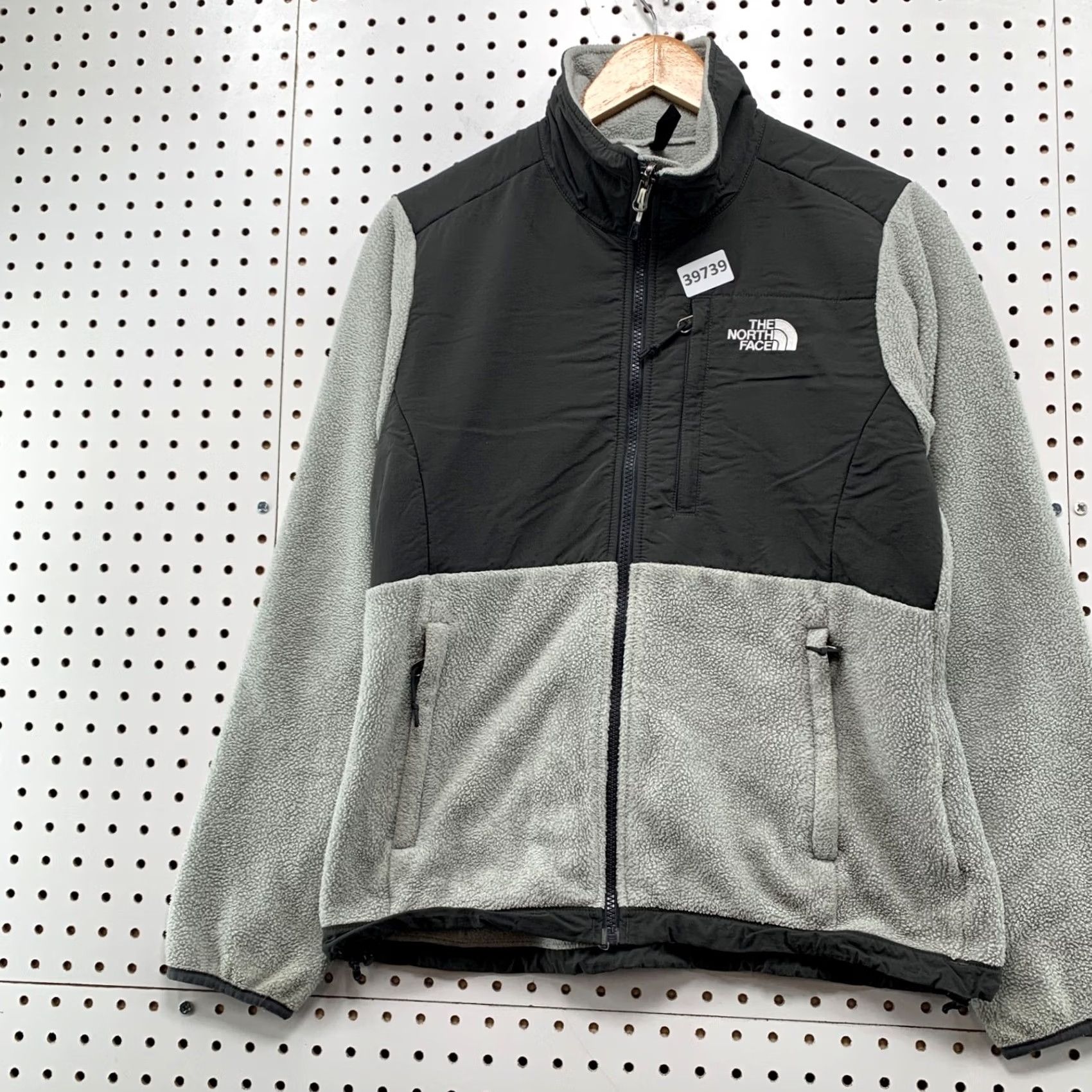 The North Face The North Face Denali Fleece Zip Jacket Womens Small Gray Black 19x25 Size S / US 4 / IT 40 - 3 Thumbnail