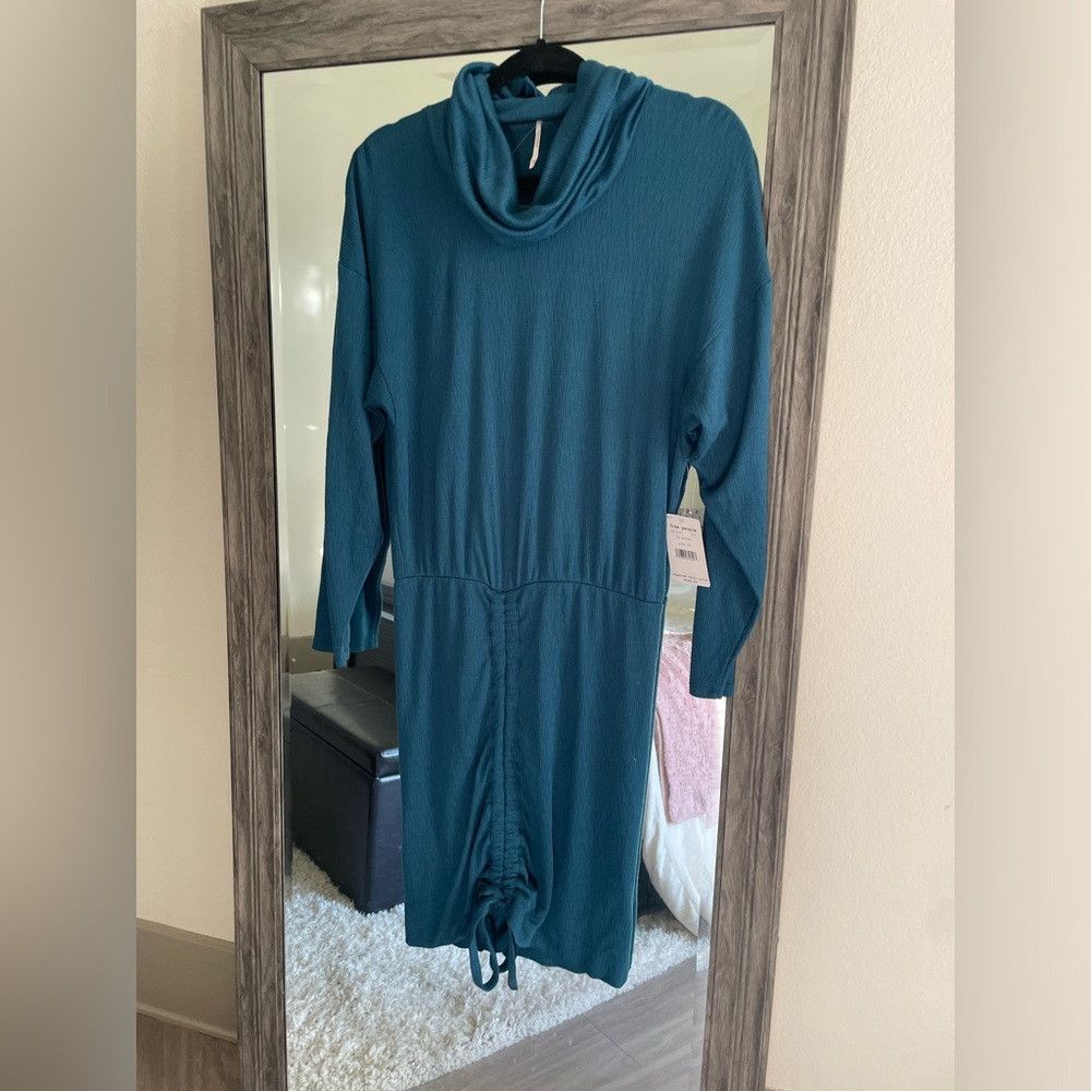 Free People NWT Free people sundown dark green cowl neck ruched hem kno Size XS / US 0-2 / IT 36-38 - 1 Thumbnail
