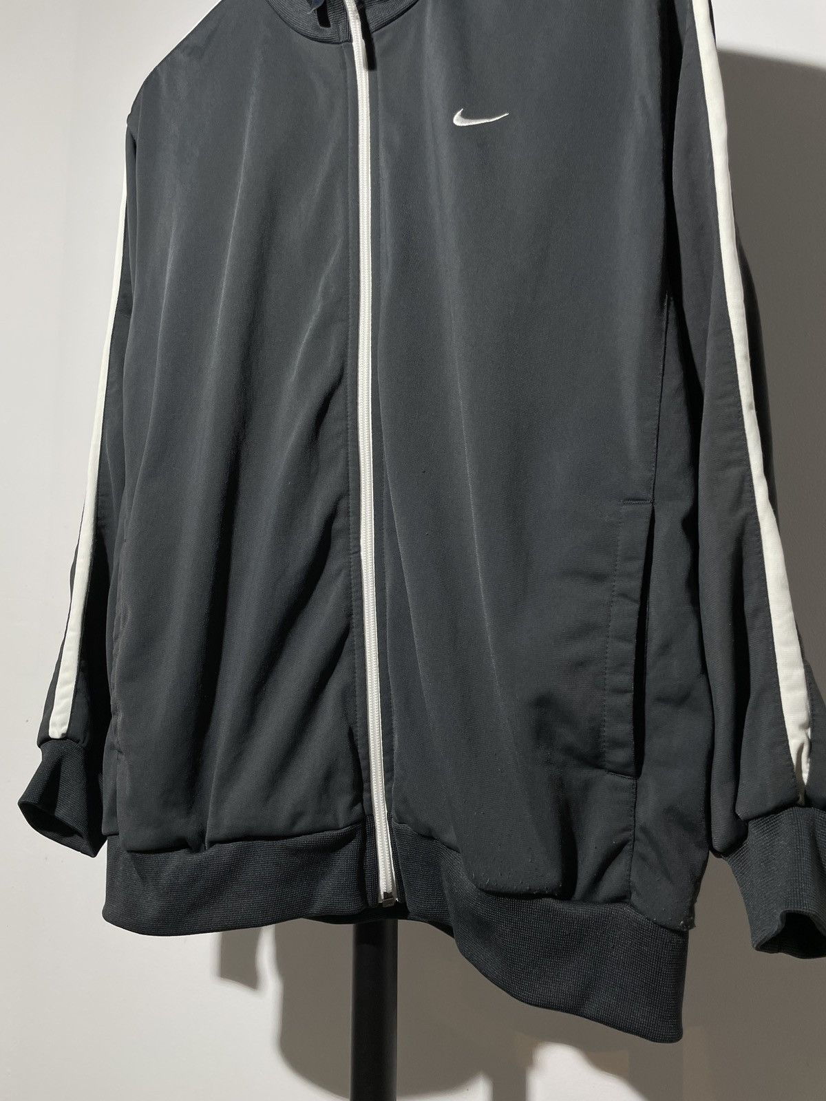 Nike × Vintage Vintage Nike Y2K Hype Streetwear Style Track Top Size US M / EU 48-50 / 2 - 7 Thumbnail