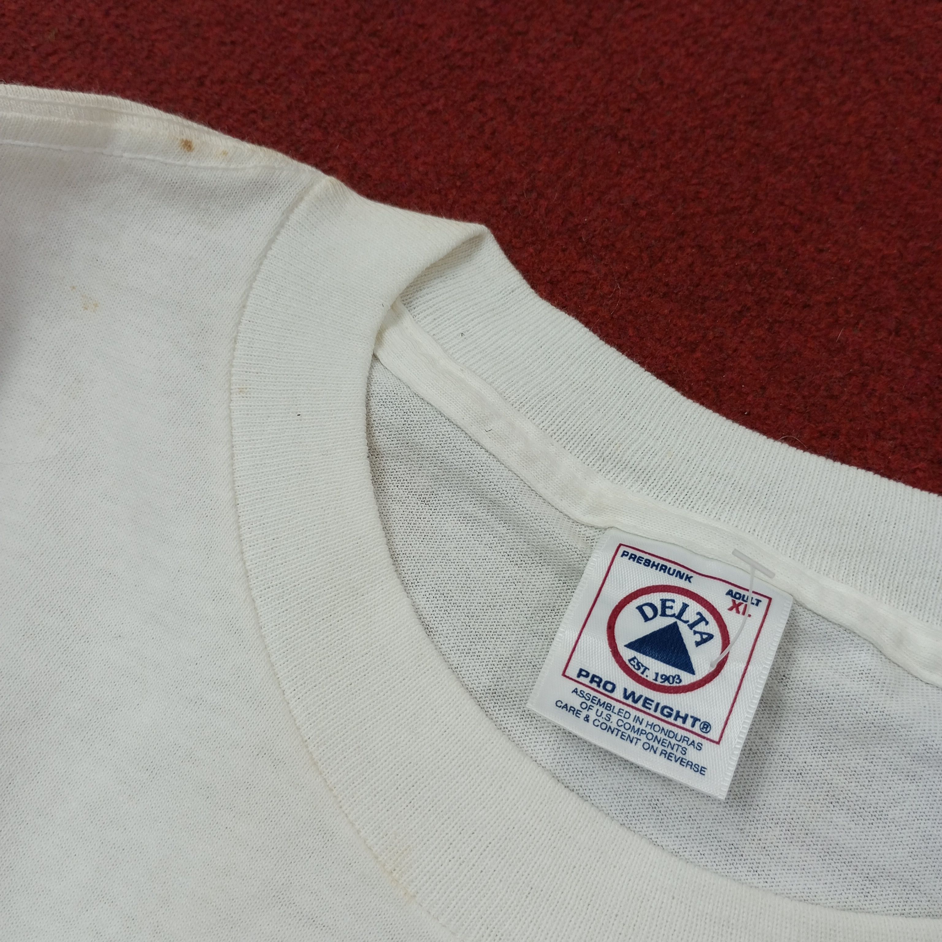 Vintage Visa Card Marriot Rewards Vintage Tshirt c239n10 Size US XL / EU 56 / 4 - 10 Thumbnail