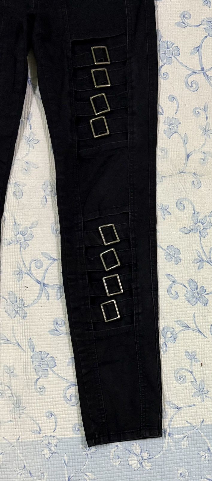 Other Royal Bones Streetwear Distressed Denim Size US 31 - 7 Thumbnail