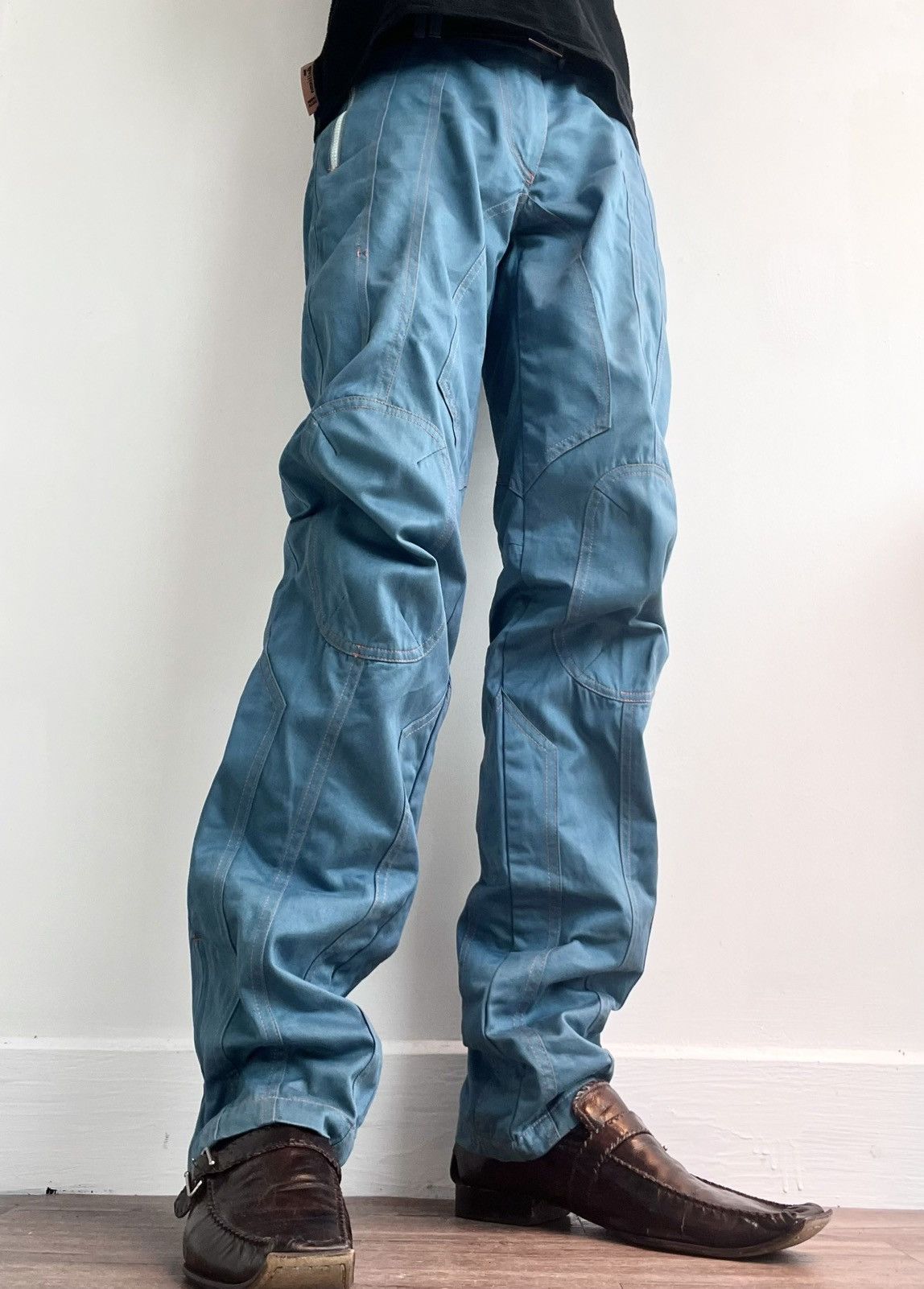 Vivienne Westwood Vivienne Westwood 3D Paneled Cargo Pants Size US 34 / EU 50 - 1 Thumbnail