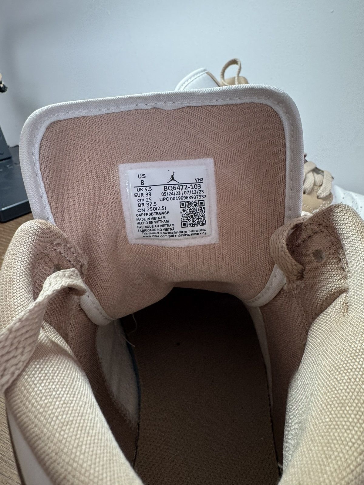 Nike Nike Jordan 1 Mid Size US 8.5 / IT 38.5 - 6 Thumbnail