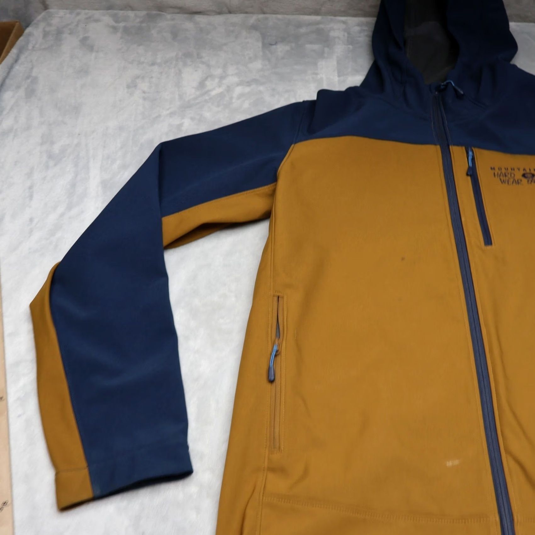 Mountain Hardwear Mountain Hardwear Jacket Mens M Brown Paladin Softshell Full Zip Wind Rain Colorblock Outdoor Hiking Polyester Long Zip Mens Size US M / EU 48-50 / 2 - 2 Thumbnail