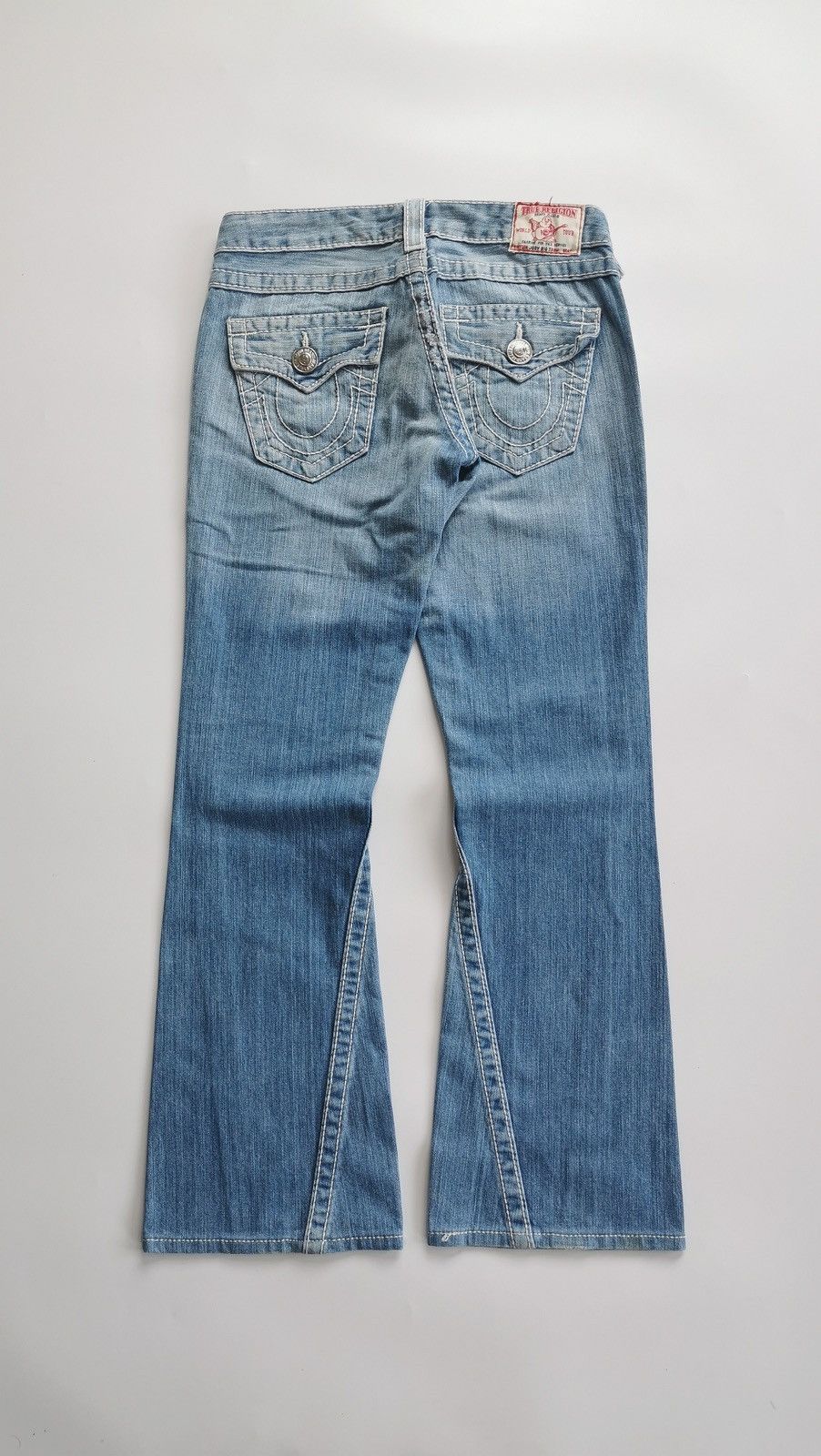 True Religion True Religion Bootcut Joey Big T Distressed Jeans Size 27" / US 4 / IT 40 - 3 Thumbnail