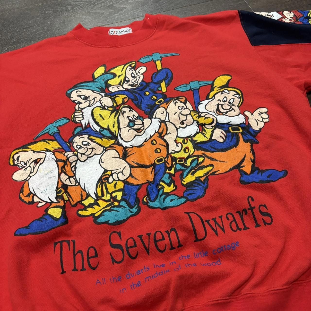 Designer vintage Snow White and the seven dwarves sweatshirt 90s M Size US M / EU 48-50 / 2 - 1 Thumbnail