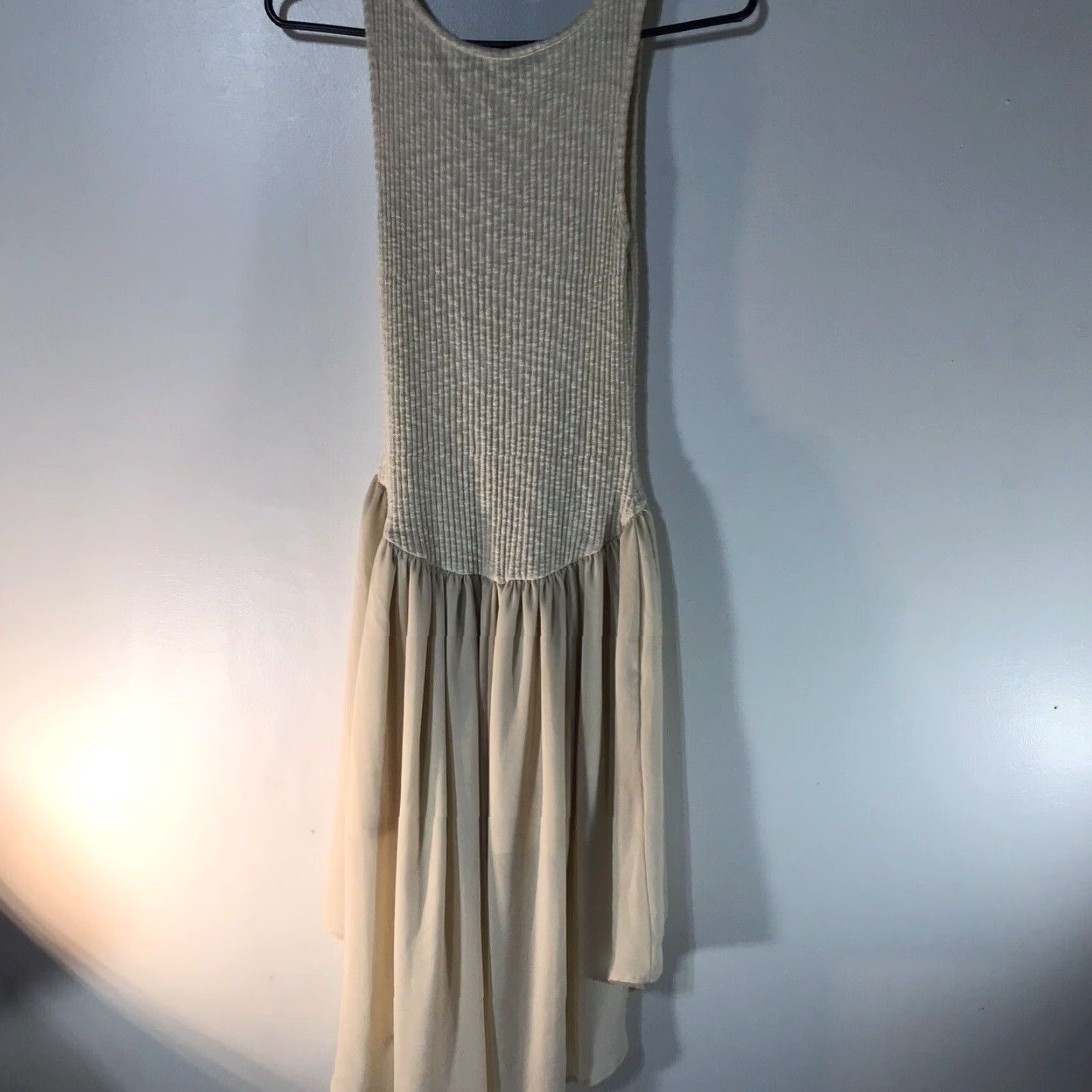 Vintage Finn & Clover Beige Sleeveless Fit & Flare Knee Length Dress Womens Size S Asymmetric Ruffle Modern Casual Size S / US 4 / IT 40 - 2 Thumbnail
