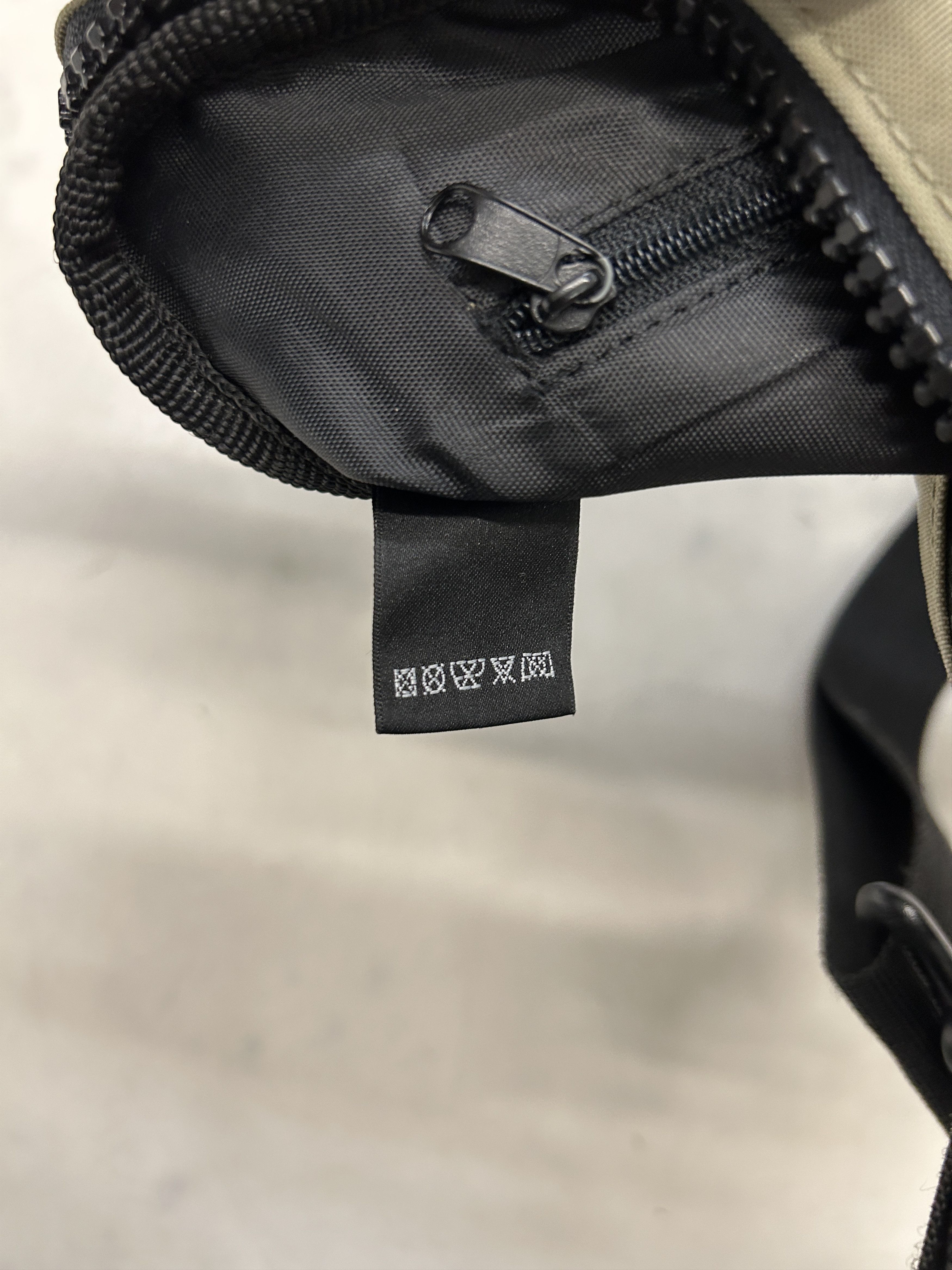 Diesel × Vintage Vintage 90s y2k Diesel shoulder crossbody bag Size ONE SIZE - 19 Thumbnail