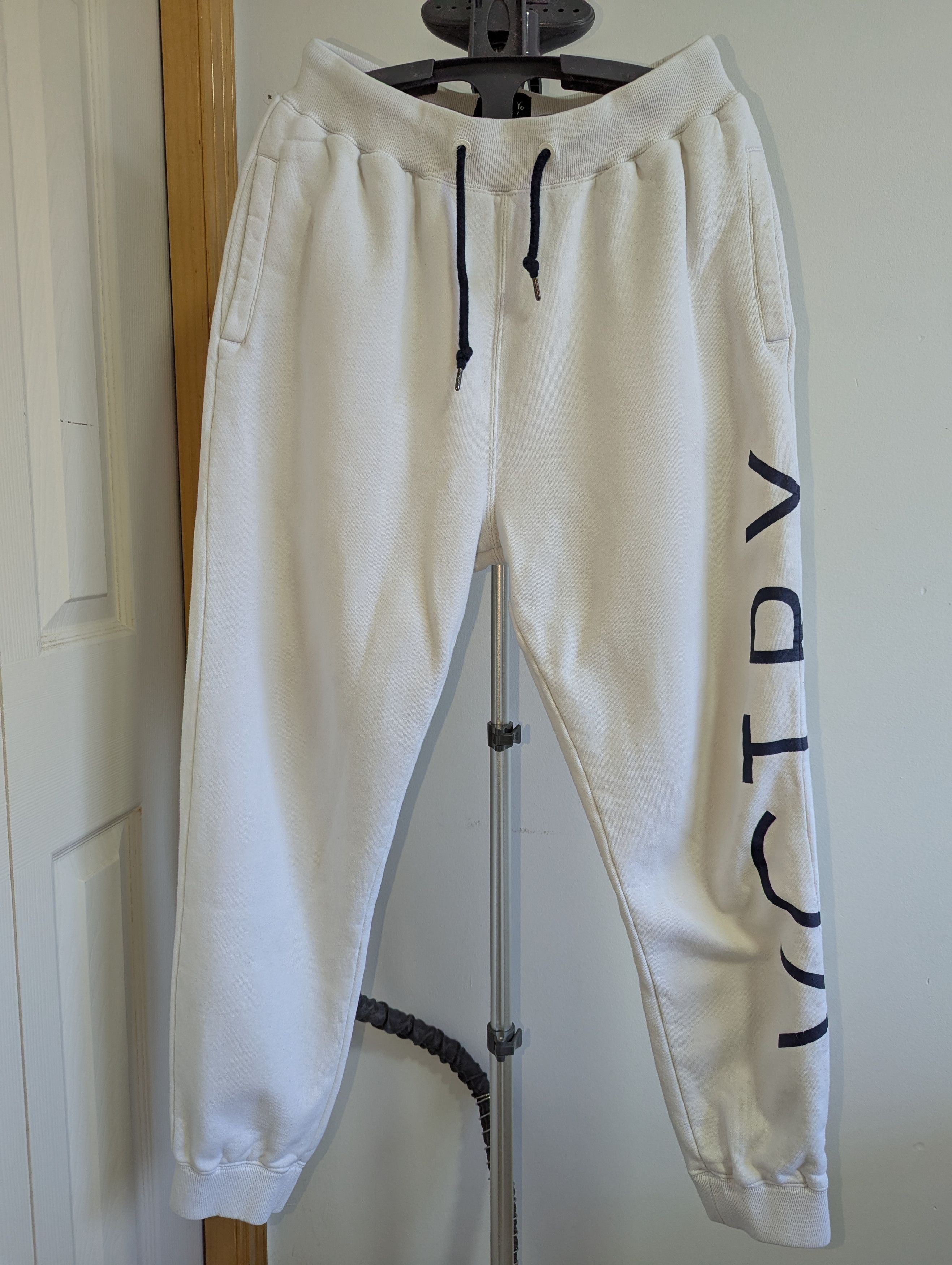 10 Deep White Sweatpants from 10 Deep Size US 32 / EU 48 - 1 Thumbnail