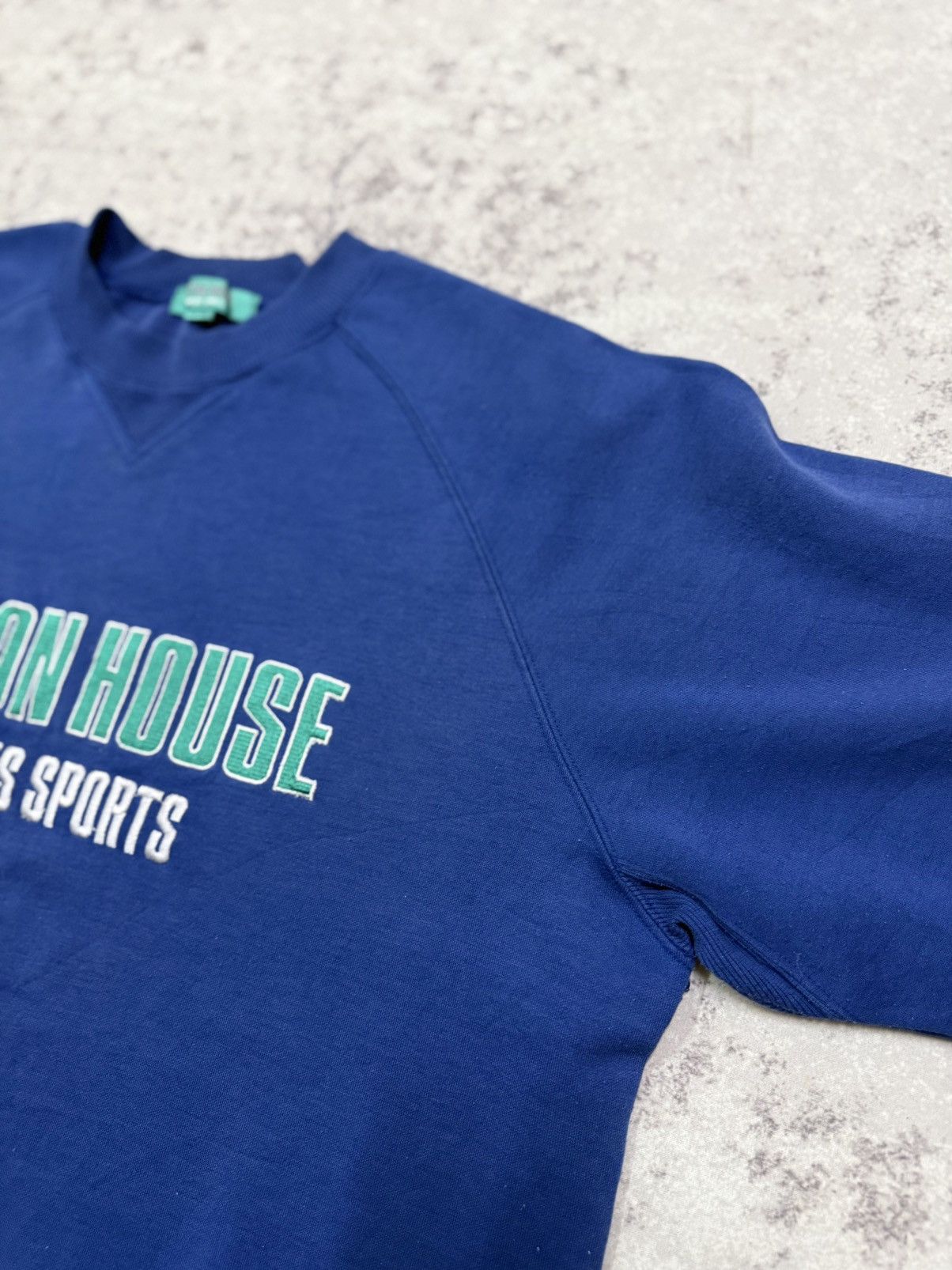 Vintage Vintage 90s Leyton House Versus Sports Biglog Sweatshirt Size US XL / EU 56 / 4 - 8 Thumbnail