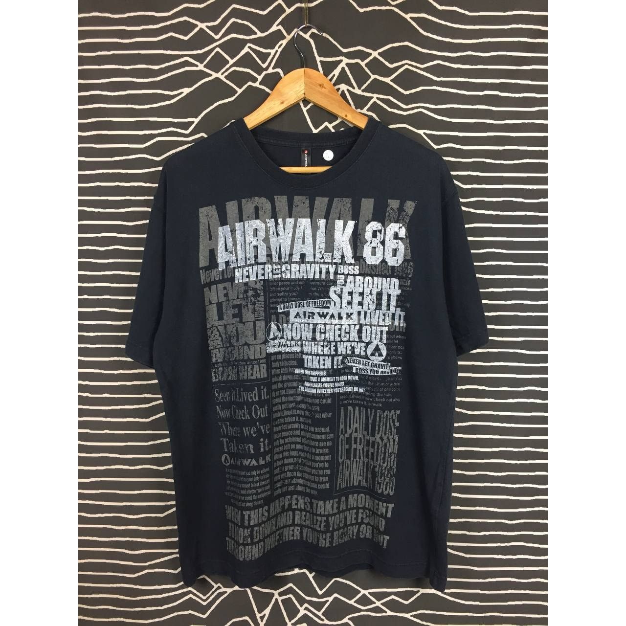 Airwalk × Vintage Vtg Airwalk Never Let Gravity Boss Around All Over Print Tee Size US L / EU 52-54 / 3 - 1 Thumbnail