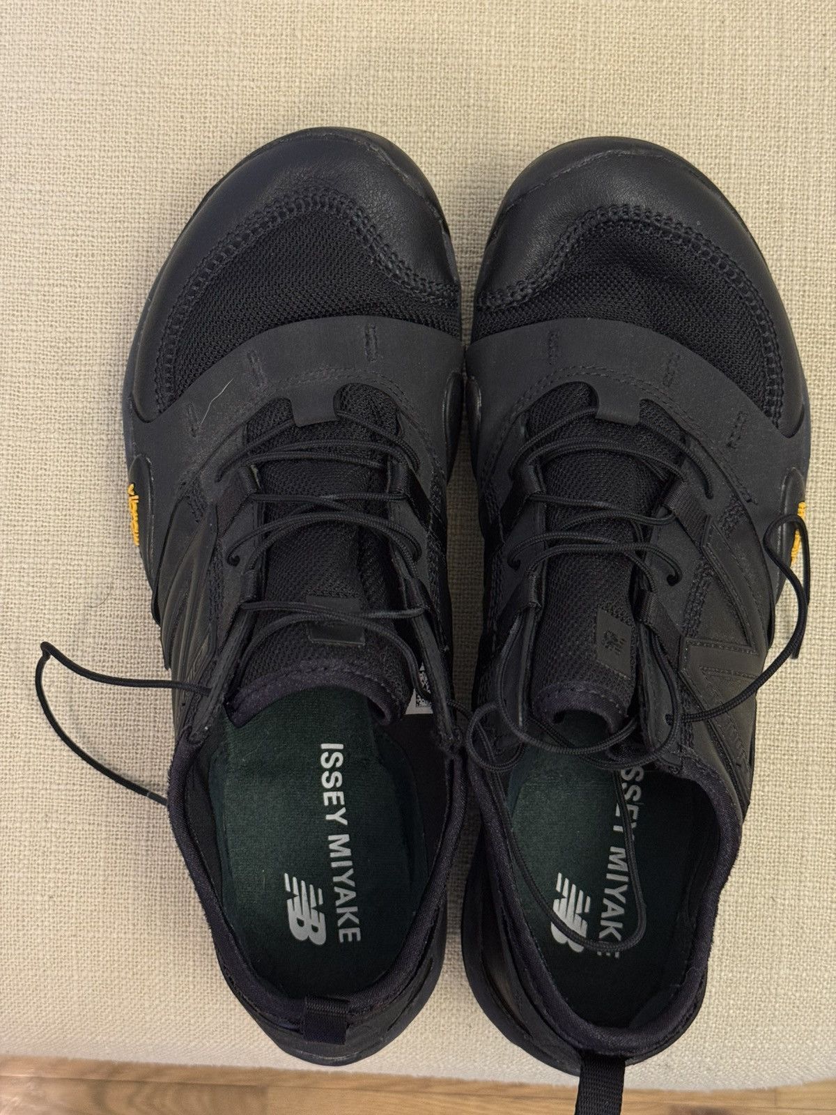 Issey Miyake Issey Miyake x New Balance MT 100 Size US 8 / EU 41 - 2 Thumbnail