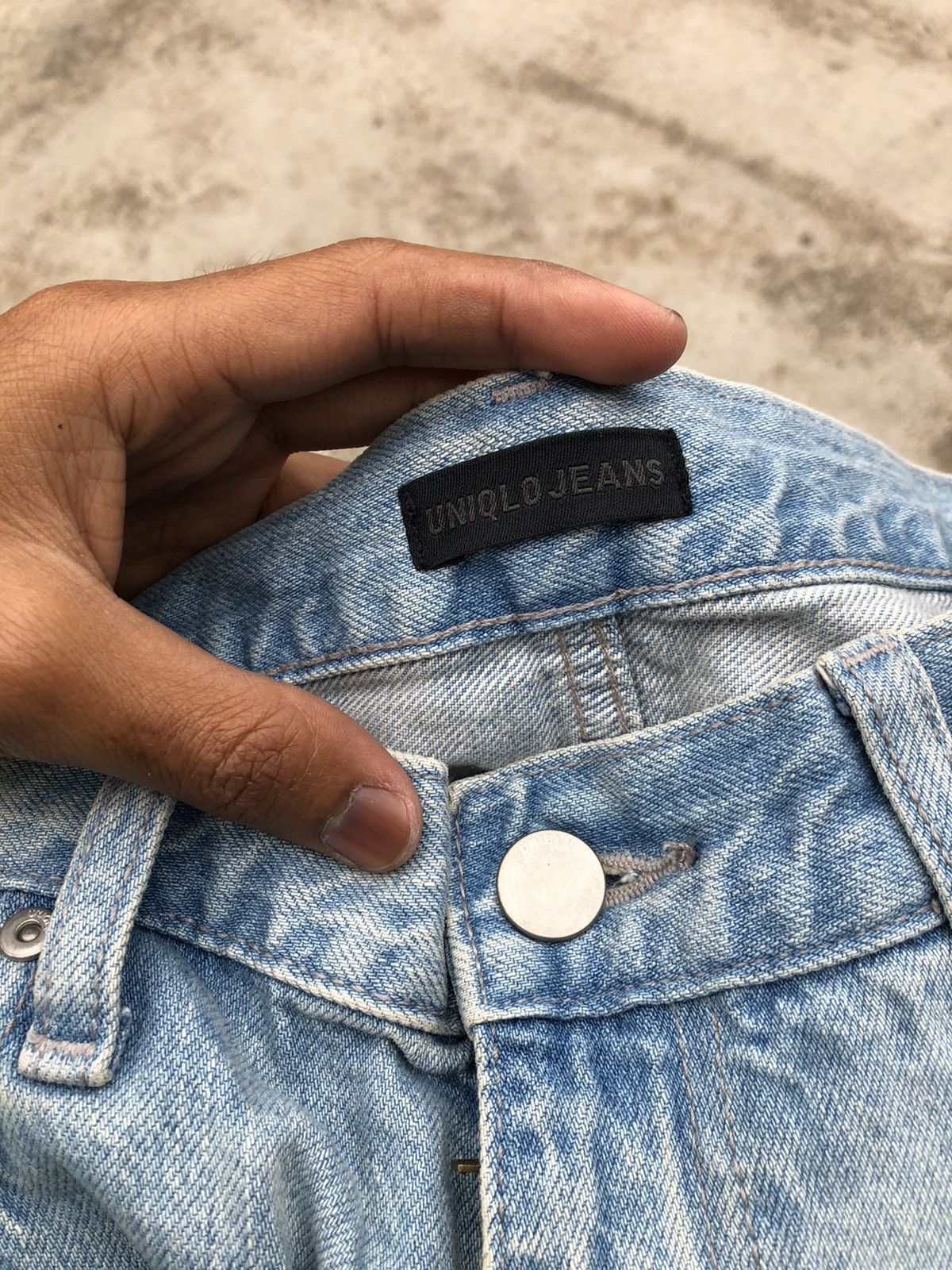 Uniqlo BAGGY⚡️⚡️LITE BLUE WIDE LEG DENIM Size US 30 / EU 46 - 2 Thumbnail
