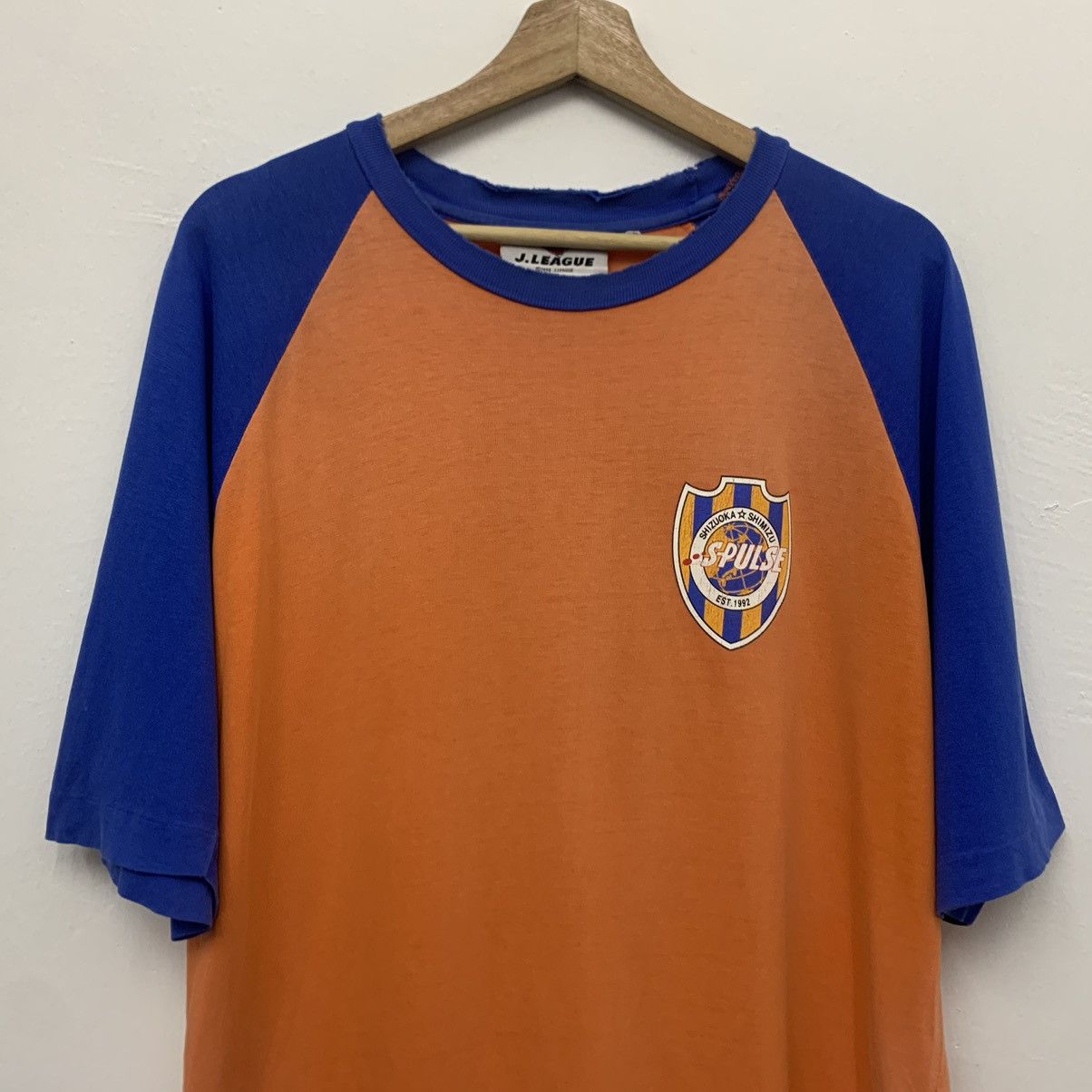 Vintage Distressed 1998 Shimizu S Pulse J-League t-shirt Size US L / EU 52-54 / 3 - 3 Thumbnail