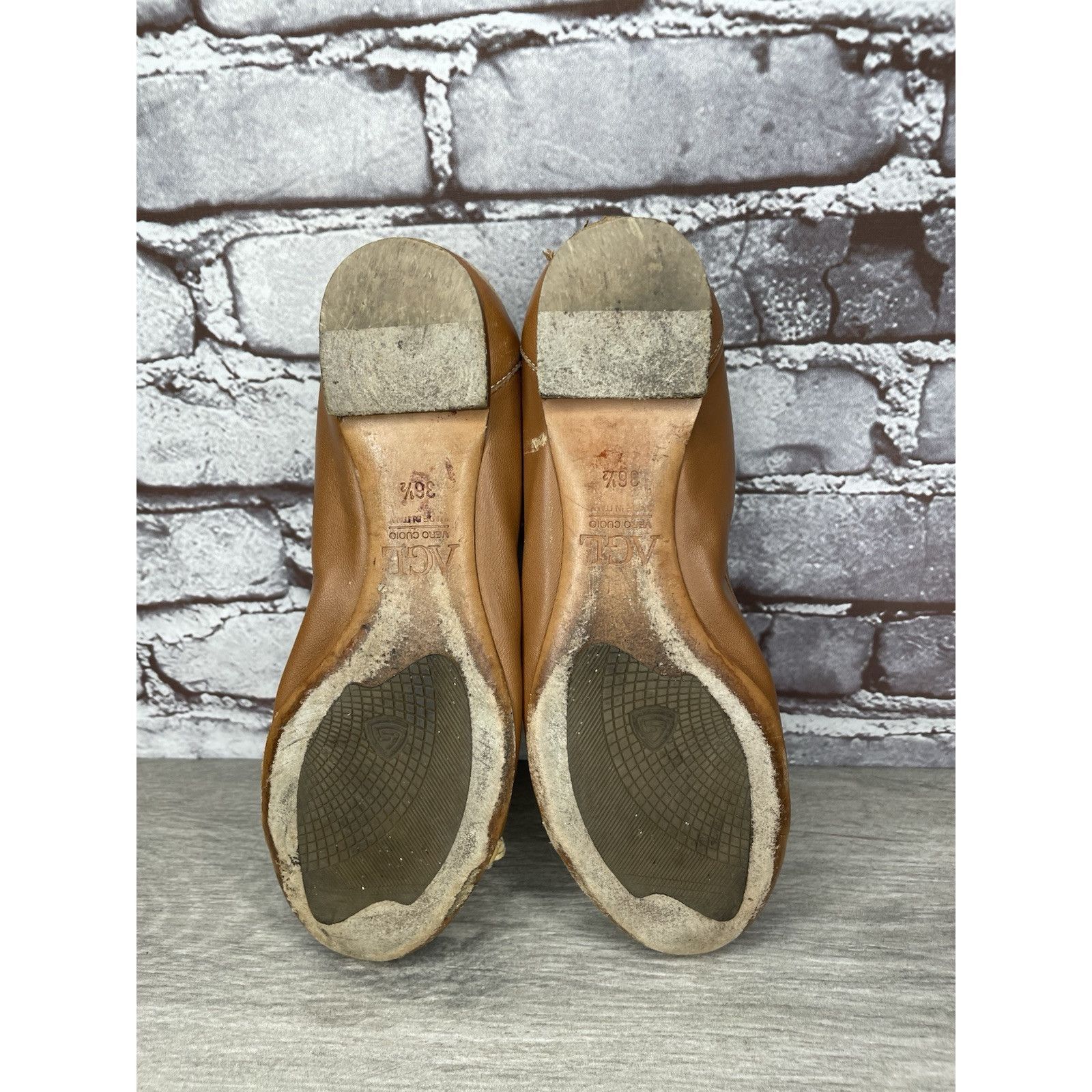 AGLINI AGL SPECTATOR Brown Leather Black Patent Cap Toe Ballet Flat Size US 6 / IT 36 - 7 Thumbnail