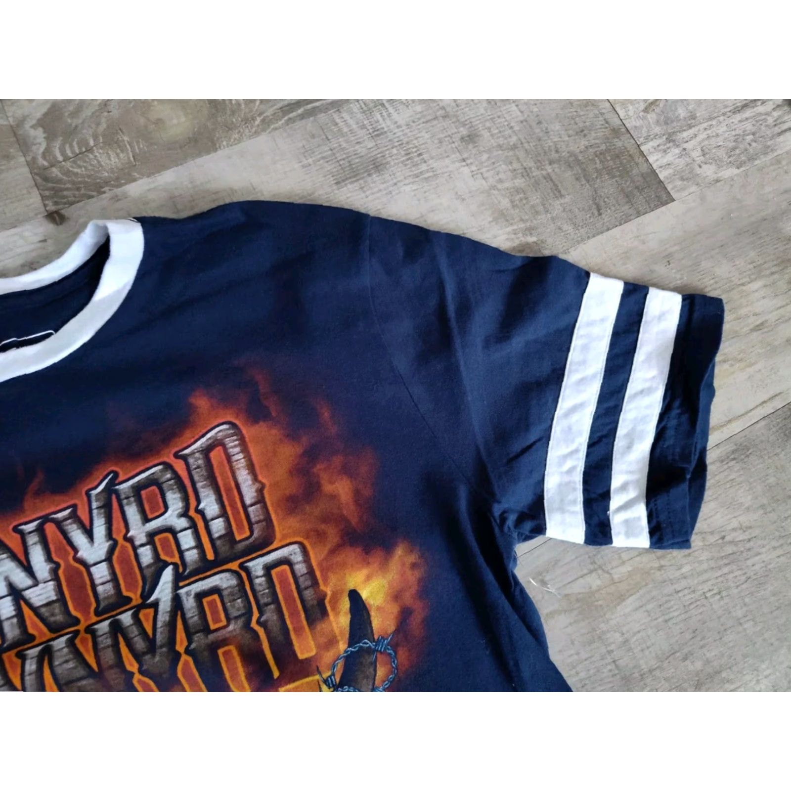 Olive Lynyrd Skynyrd Band Concert T-Shirt Live Nation Men's Medium Blue Jersey Short Sleeve Rock Flag Music USA Size US M / EU 48-50 / 2 - 6 Thumbnail