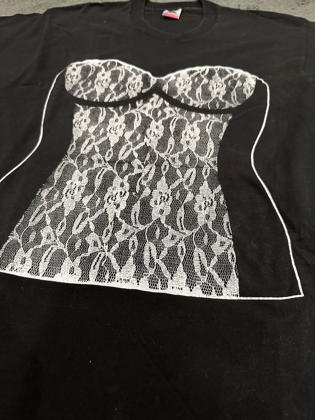 Band Tees × Vintage Vintage “Shannon’s Deal” Corset Lace Print Tee Shirt Size US L / EU 52-54 / 3 - 4 Thumbnail