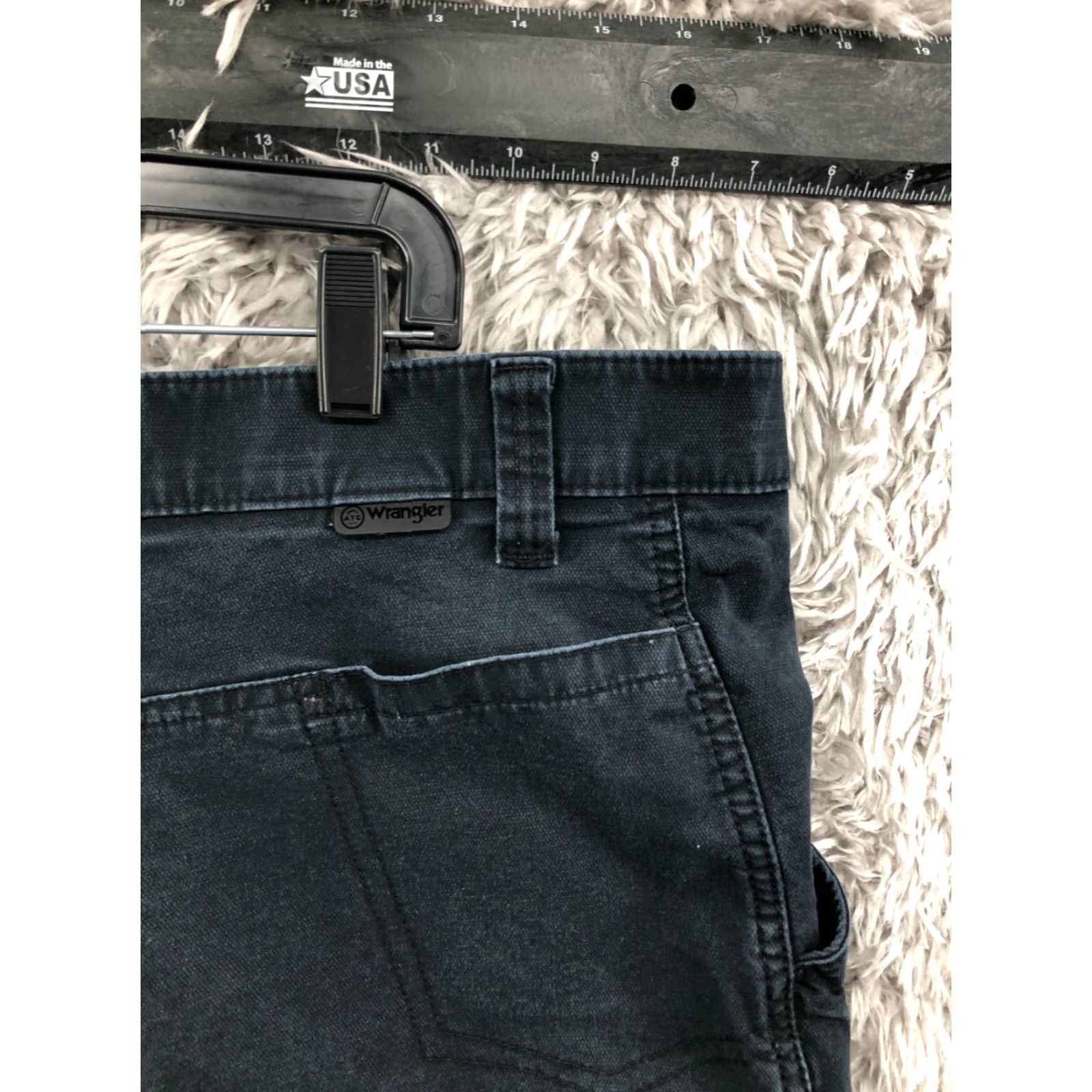 Wrangler Wrangler Cargo Shorts All Terrain Gear Mens Size 40 Mid Rise Dark Wash Blue Size US 40 / EU 56 - 6 Thumbnail