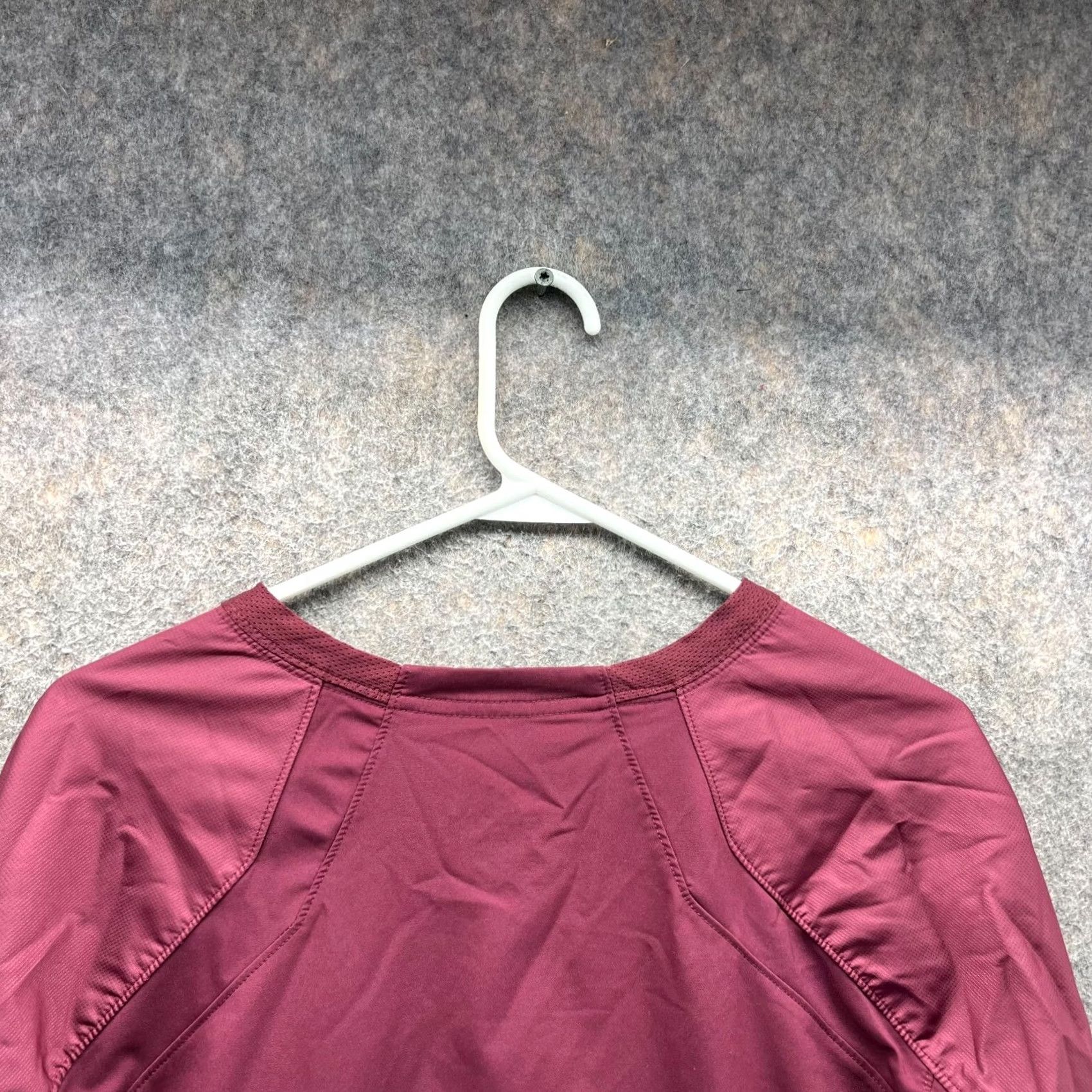 Nike Nike Sweatshirt Men Medium Pullover Burgundy Red Dri-Fit Athletic Logo Crew Neck All Seasons Sportswear Mens Size US M / EU 48-50 / 2 - 5 Thumbnail