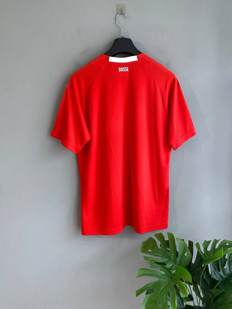 Puma Puma Switzerland/Suisse National Team Soccer Jersey, Size L Size US L / EU 52-54 / 3 - 8 Thumbnail