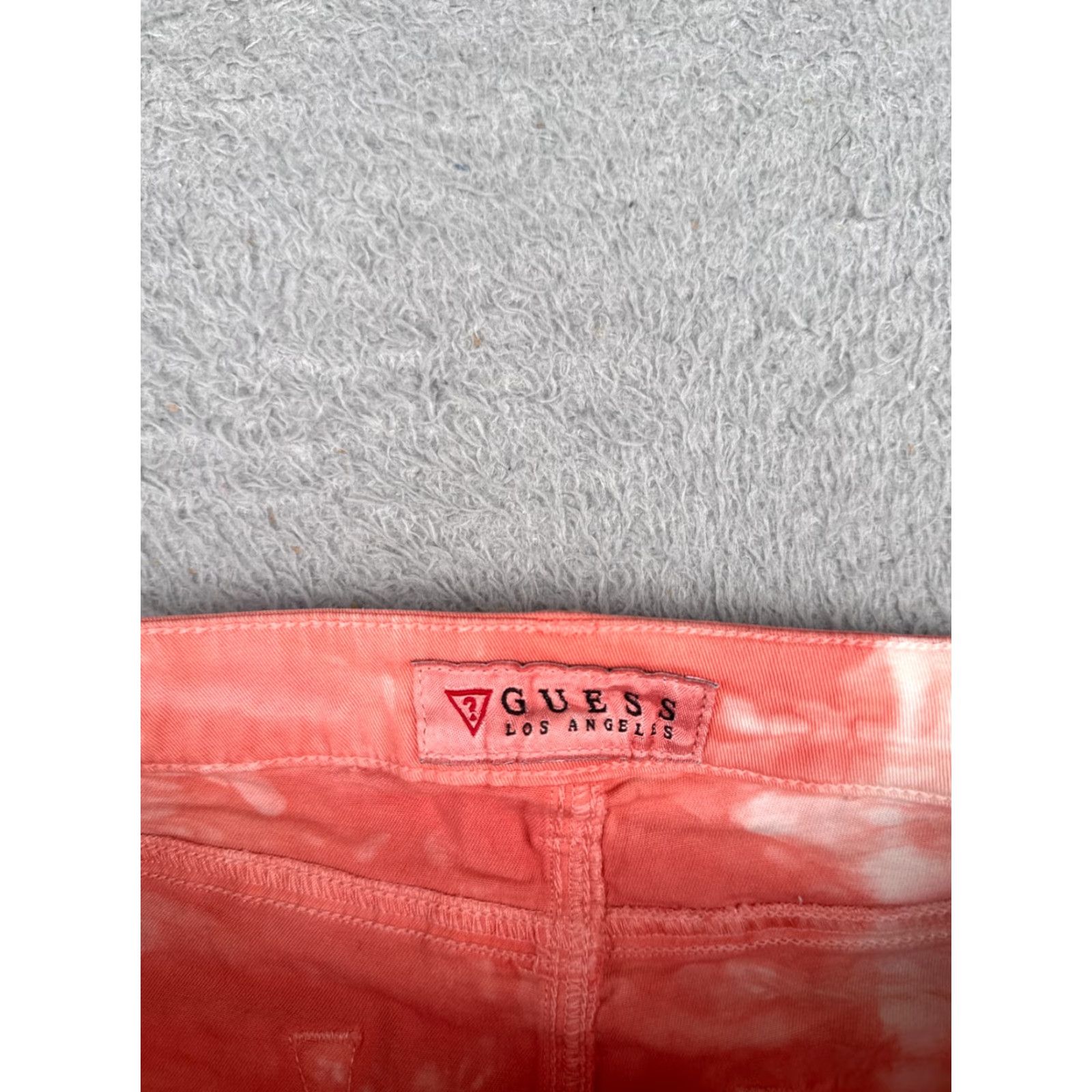 Guess GUESS Shorts Women Pink White Tie Dye Cotton Blend Beach Casual 27x3 27 Regular Waist Elastic Front 5-Pocket Denim Chino Shells Pattern Solid Size 27" / US 4 / IT 40 - 7 Thumbnail