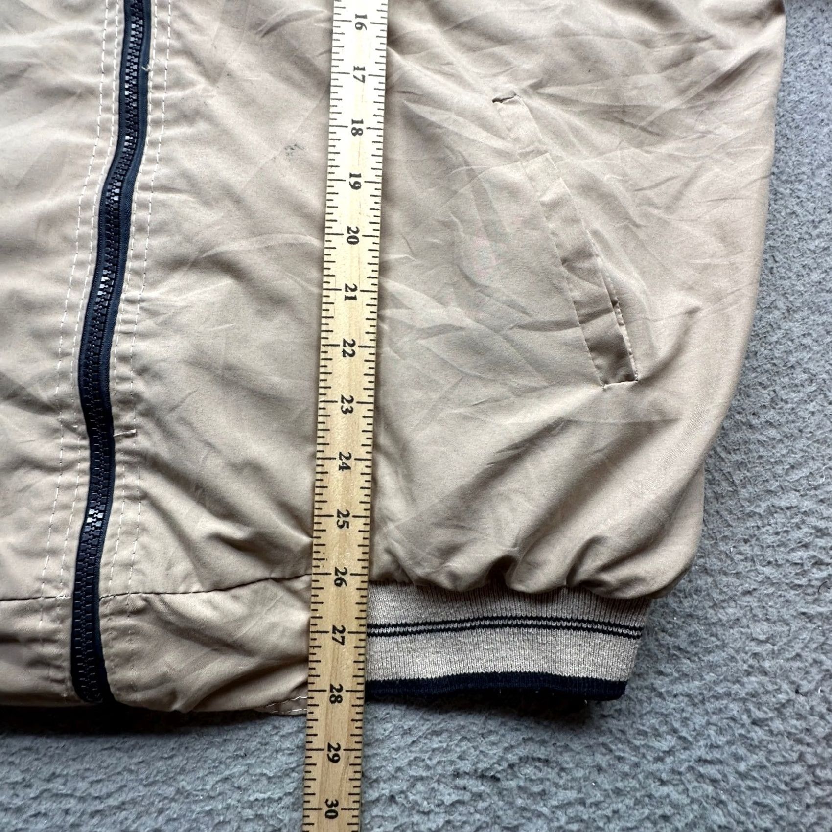 Lacoste VINTAGE Lacoste Reversible Windbreaker Jacket Mens 2XL Black Tan Zip Bomber Logo Size US XXL / EU 58 / 5 - 7 Thumbnail