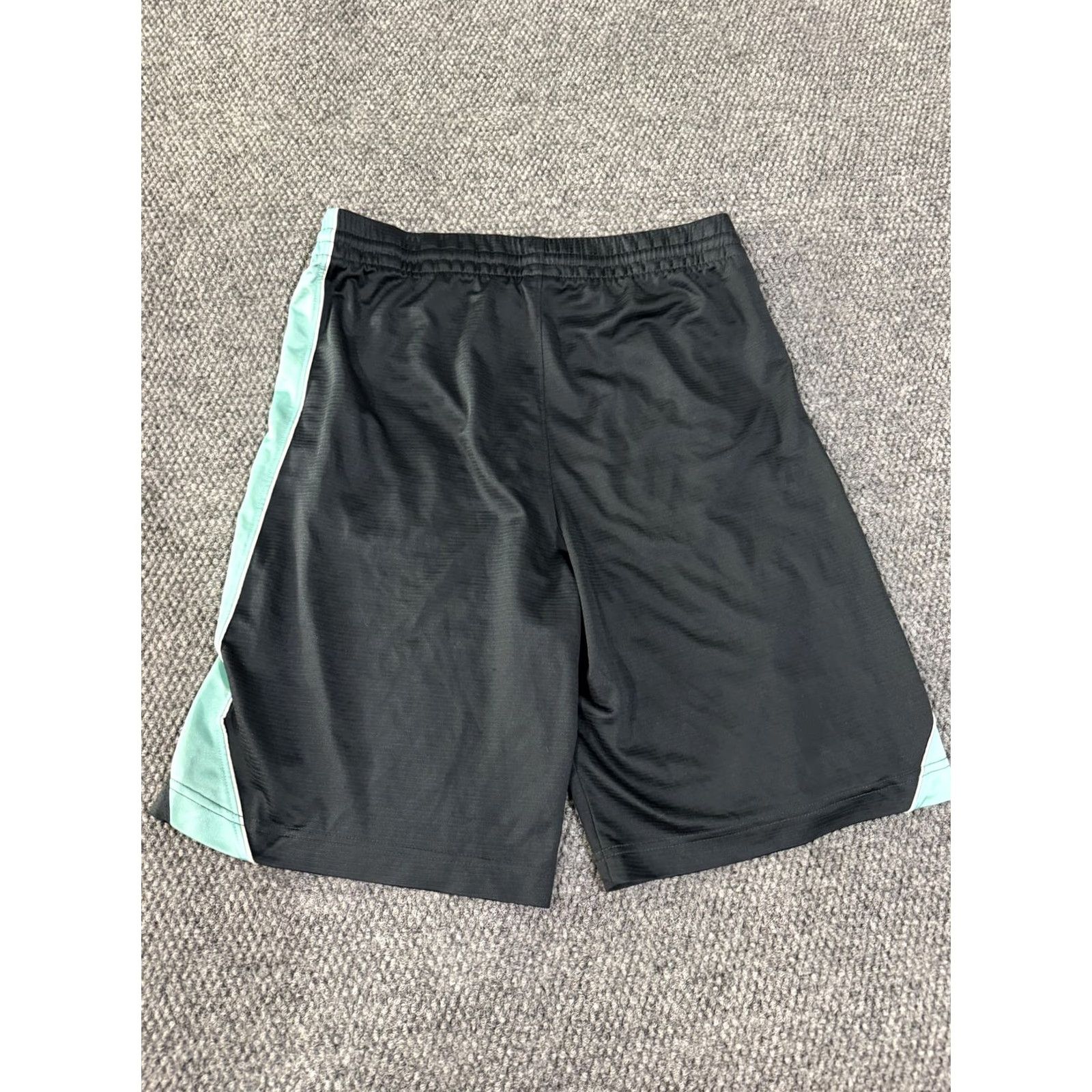 Nike Nike Shorts Mens M Black Colorblock 11 Inch Athletic Gym Training Size US 31 - 7 Thumbnail