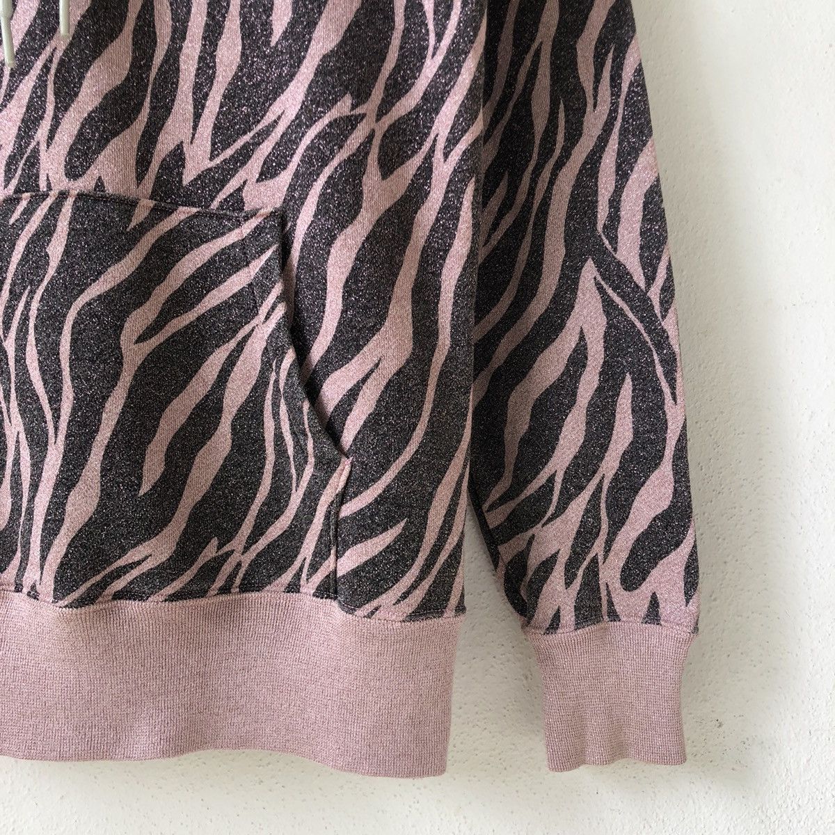 Hysteric Glamour Hysteric Glamour Japan Metallic Zebra Print Hoodie Size S / US 4 / IT 40 - 6 Thumbnail