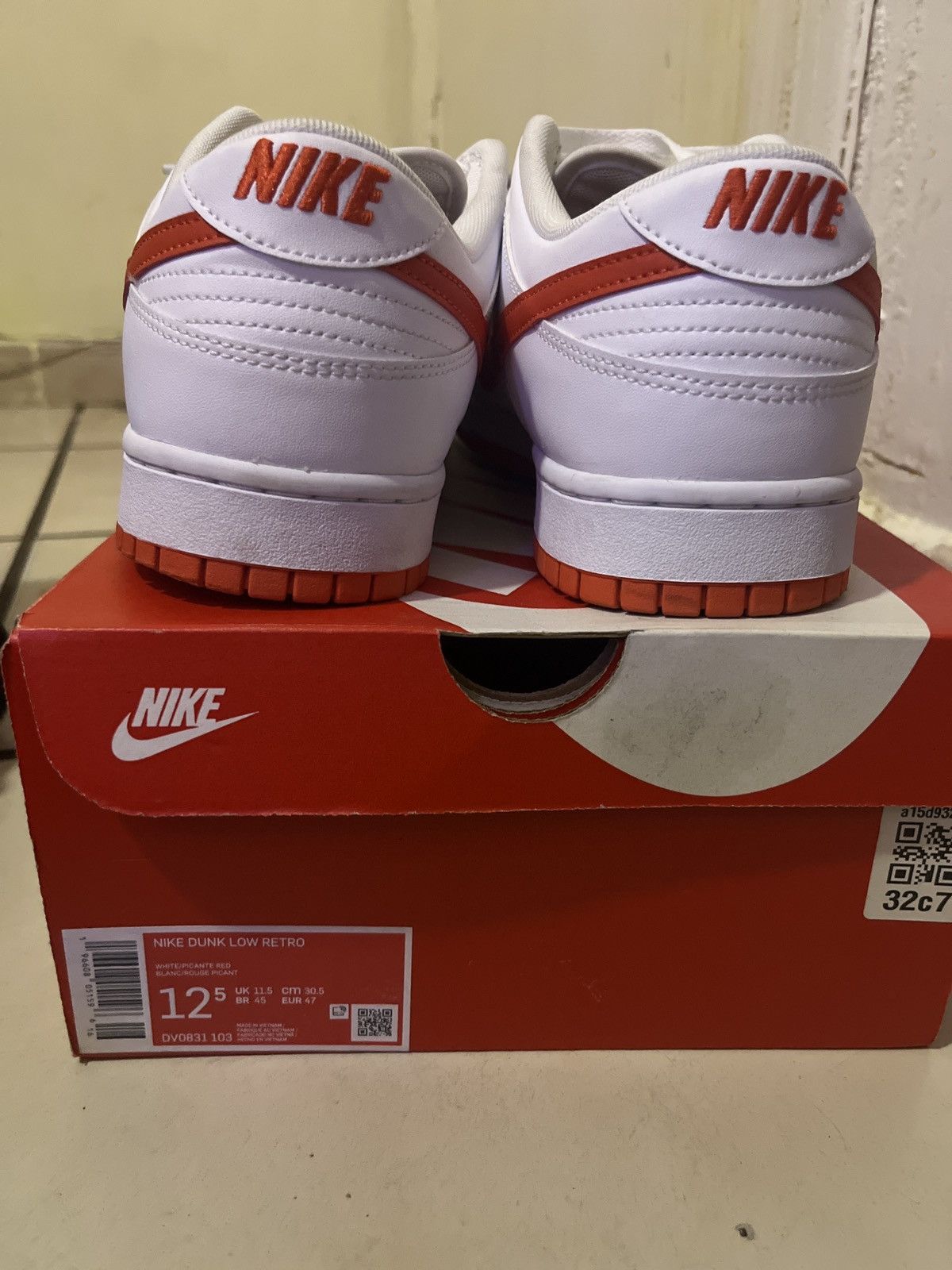 Nike Nike dunk low white/Red Picante Size US 12.5 / EU 45-46 - 8 Thumbnail