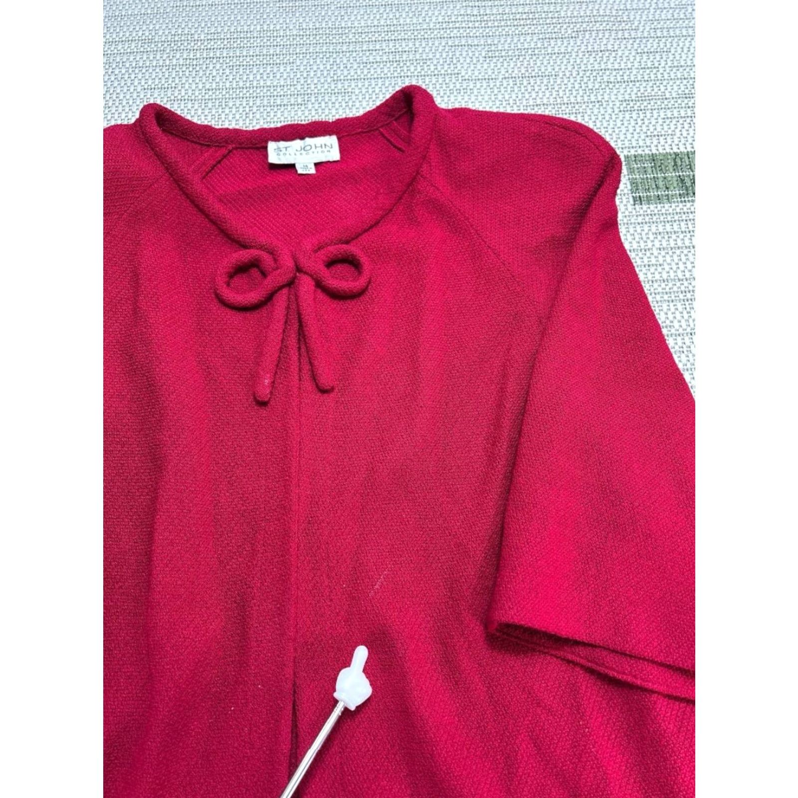 Vintage St John Cardigan Sweater Womens 14 Red Raglan Sleeve Bow Knit Tight-Knit Crew Neck Casual Fall Winter Spring Tee? Size XL / US 12-14 / IT 48-50 - 7 Thumbnail