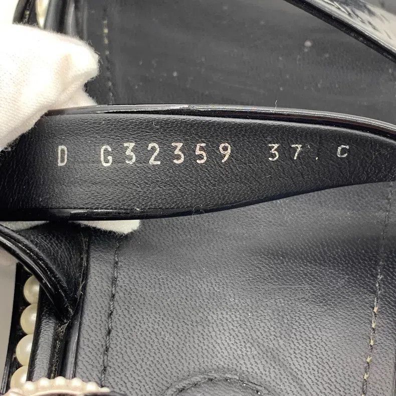 Chanel Chanel Casual flat sandals with black pearl trim Size US 6.5 / IT 36.5 - 6 Thumbnail