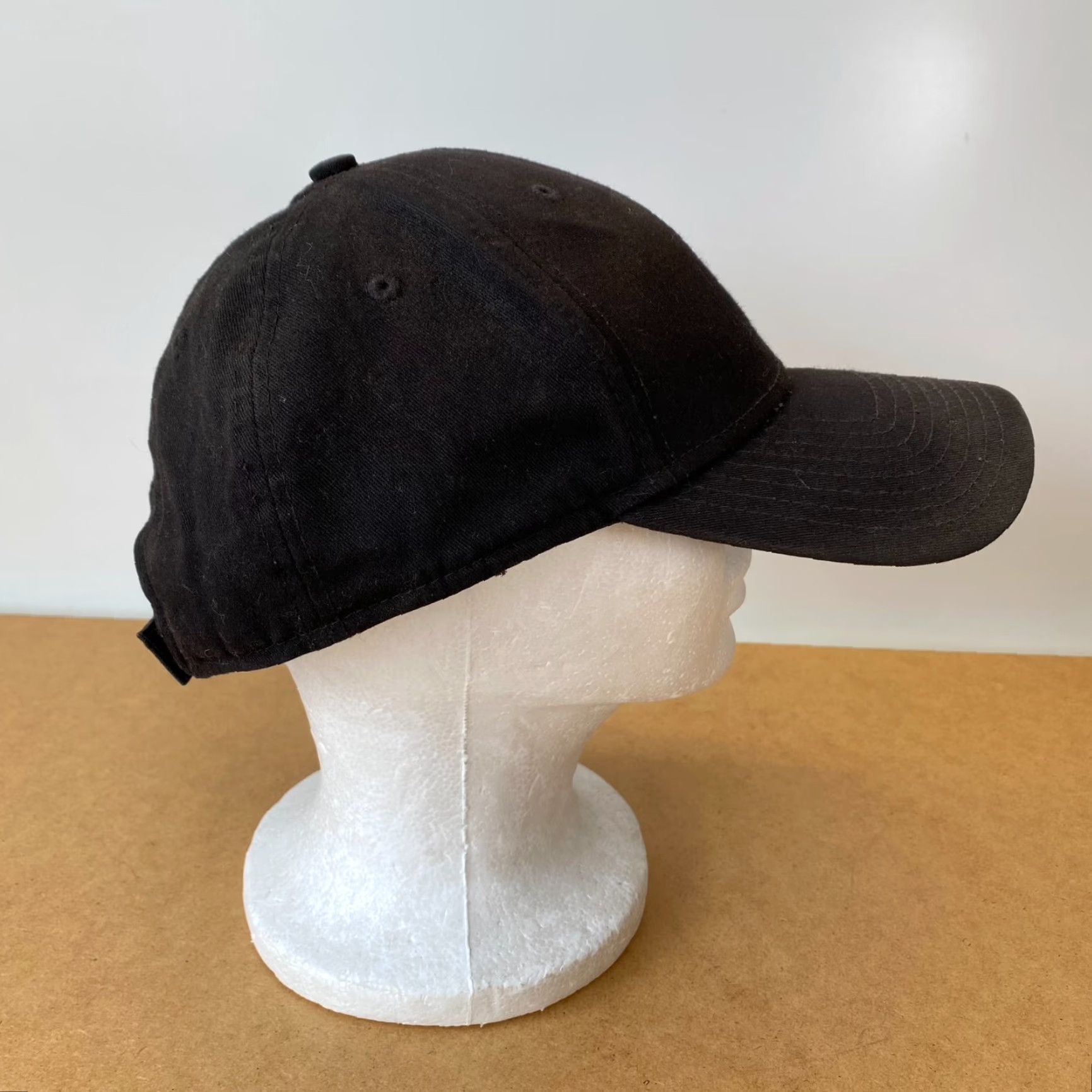 New Era VINTAGE Nut Up Industries Inc Strapback Hat 9FORTY New Era Black One Size Size ONE SIZE - 4 Thumbnail